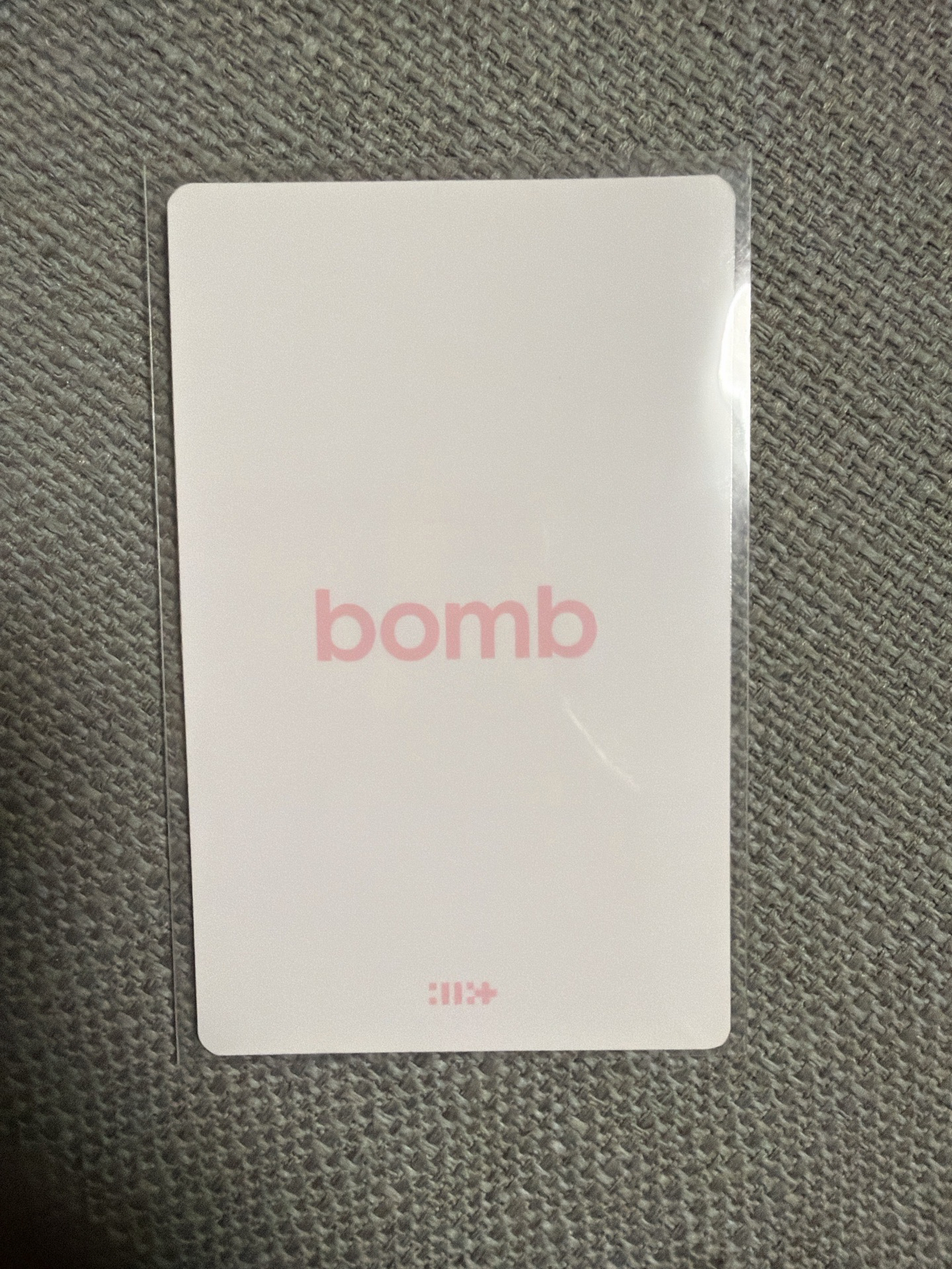 bomb 專輯卡 pink bomb B ver.（Iroha)