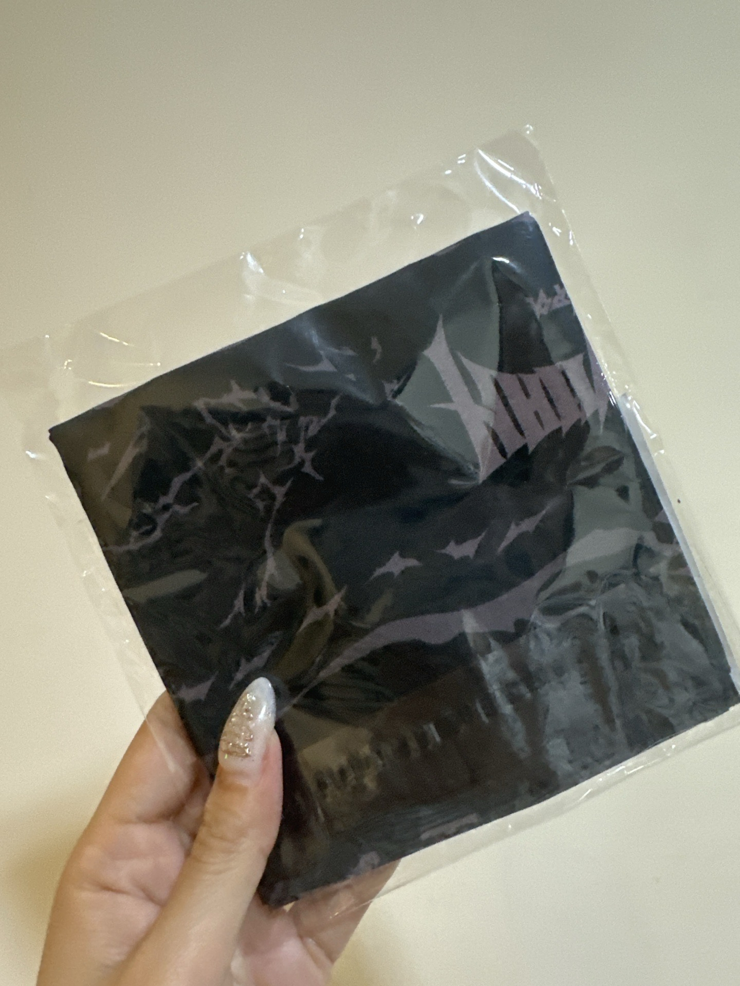 Rich Man 快閃 黑色aespa印花方巾