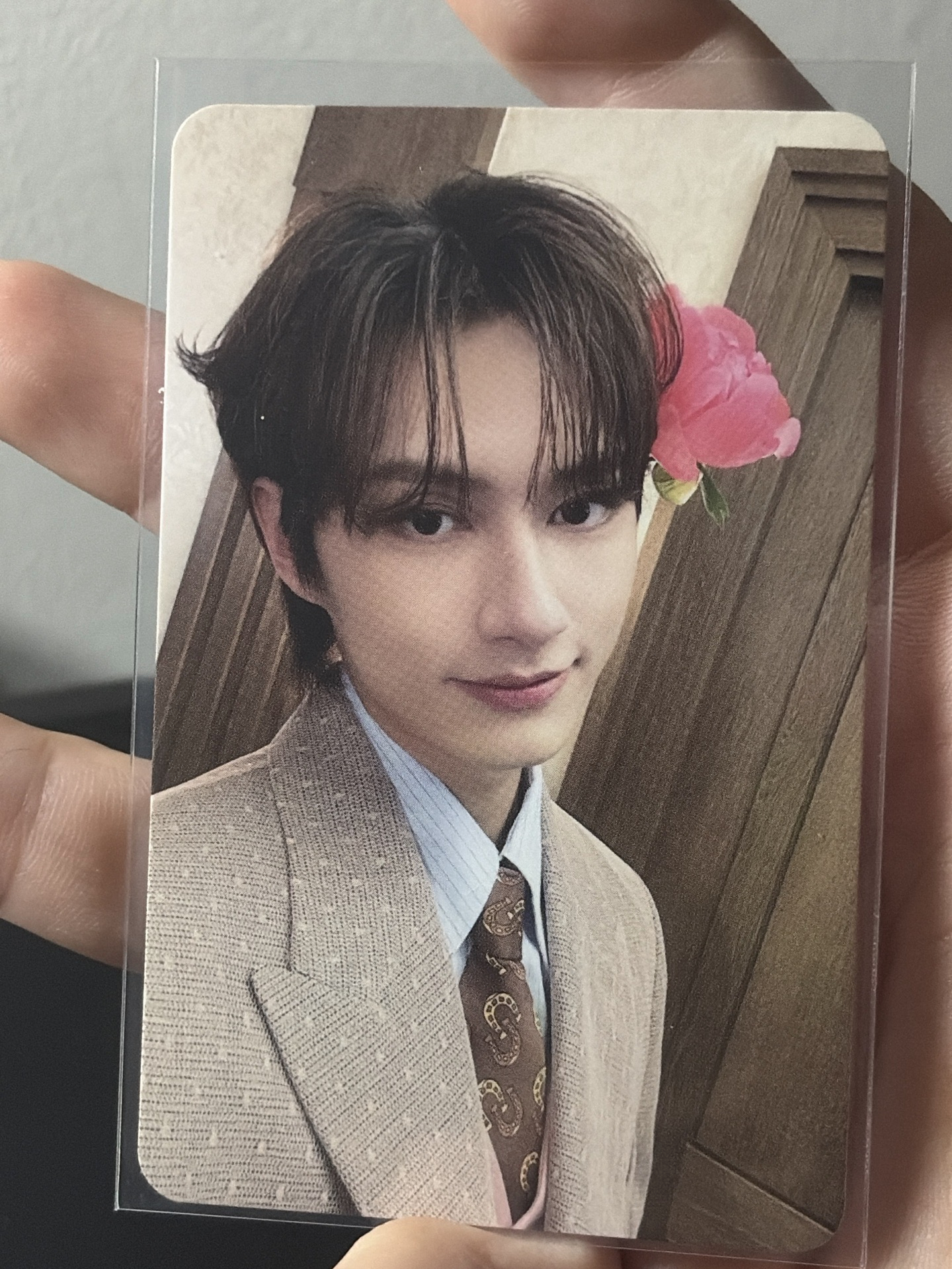 拍完這張照後我要買個奶茶喝🥤