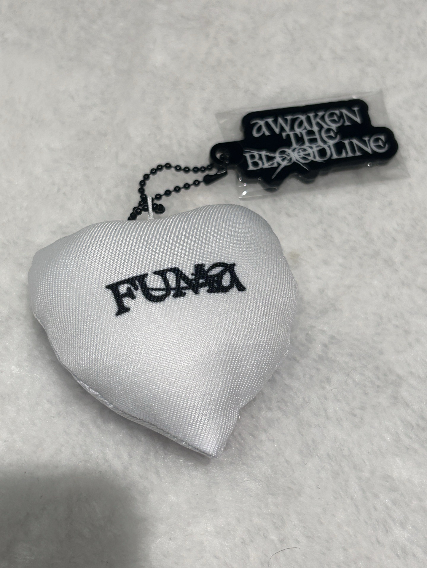 ATB 官方周邊 FUMA手繪愛心吊飾