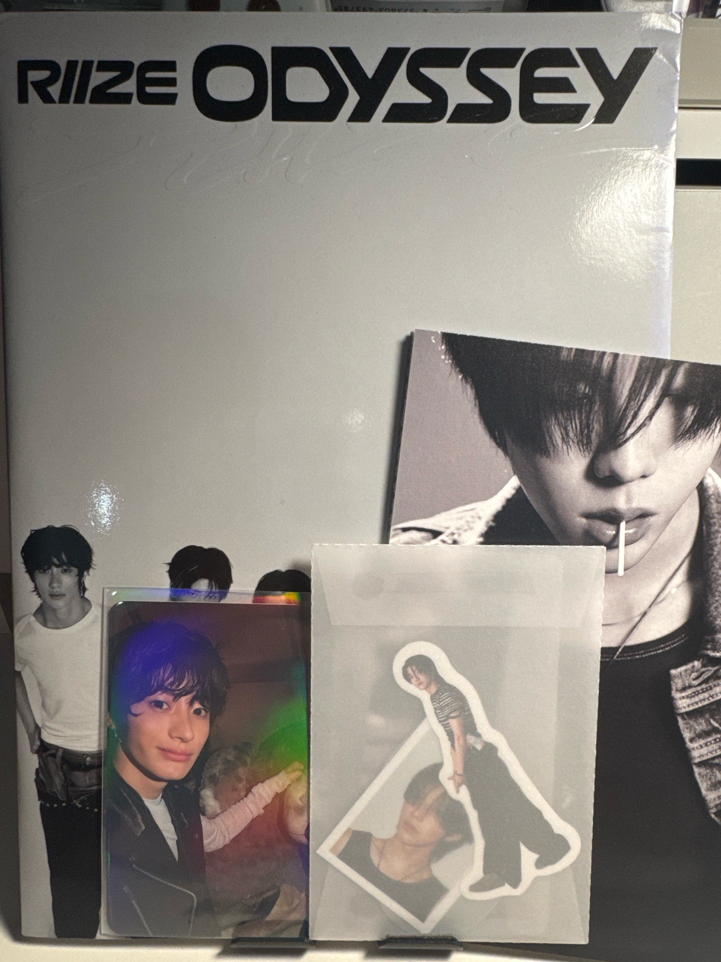 ODYSSEY 團體封面 配置如圖