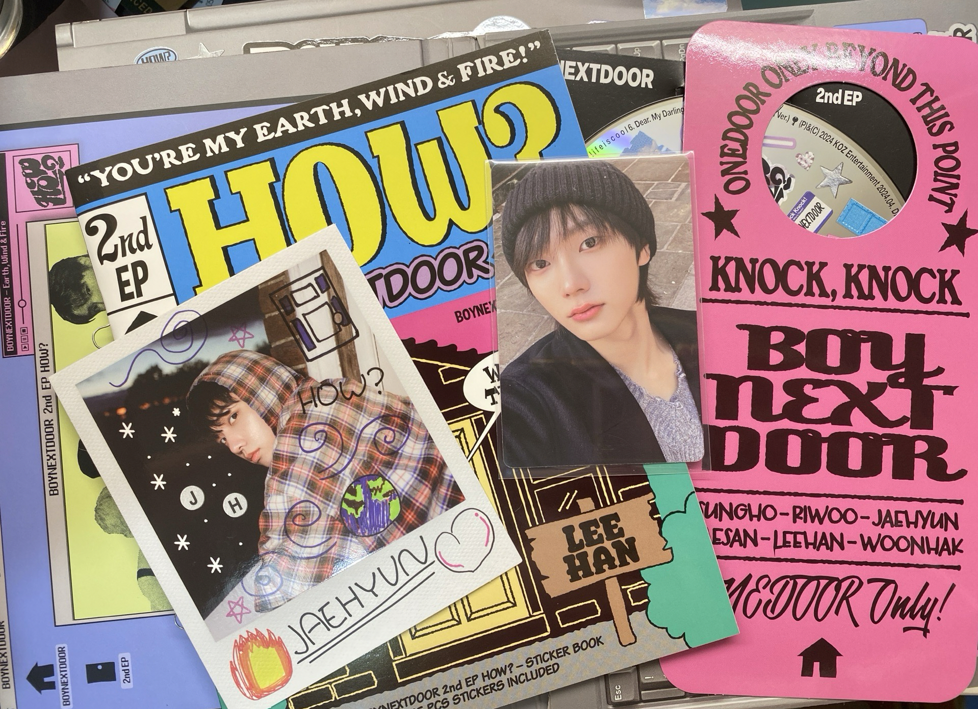 BOYNEXTDOOR 售全專 How 單封專 貼紙書 金李涵 金雲鶴