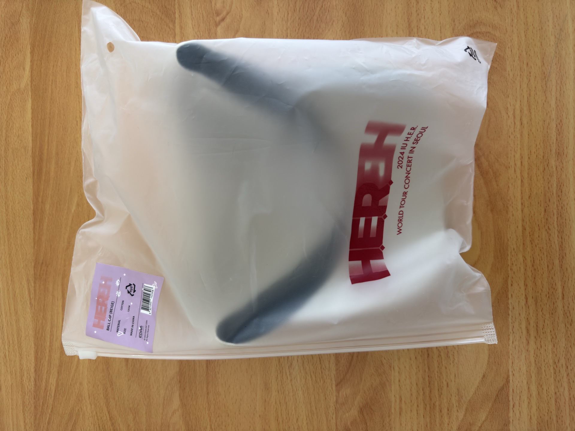  IU 2024演唱會周邊 米色棒球帽 