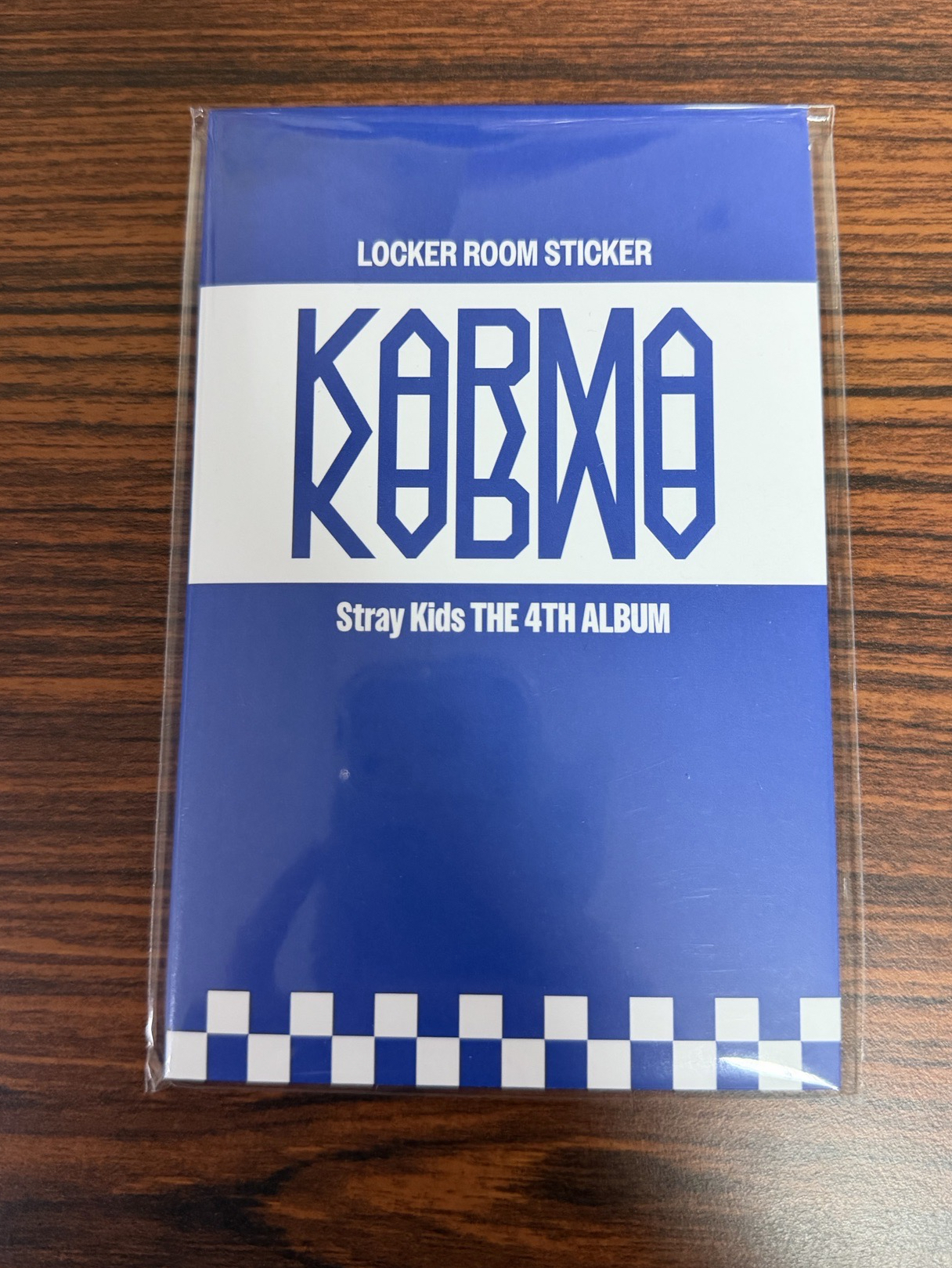 KARMA 快閃店 城貼紙簿
