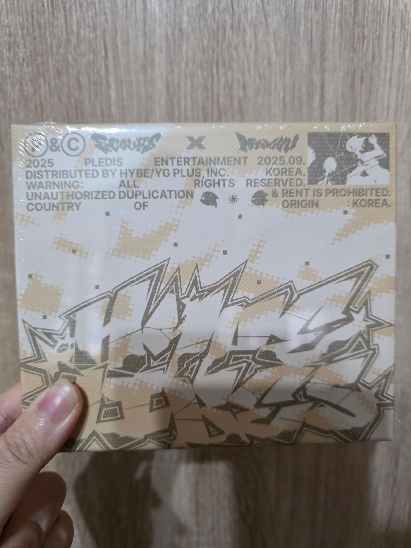 S.COUPS X MINGYU C盤