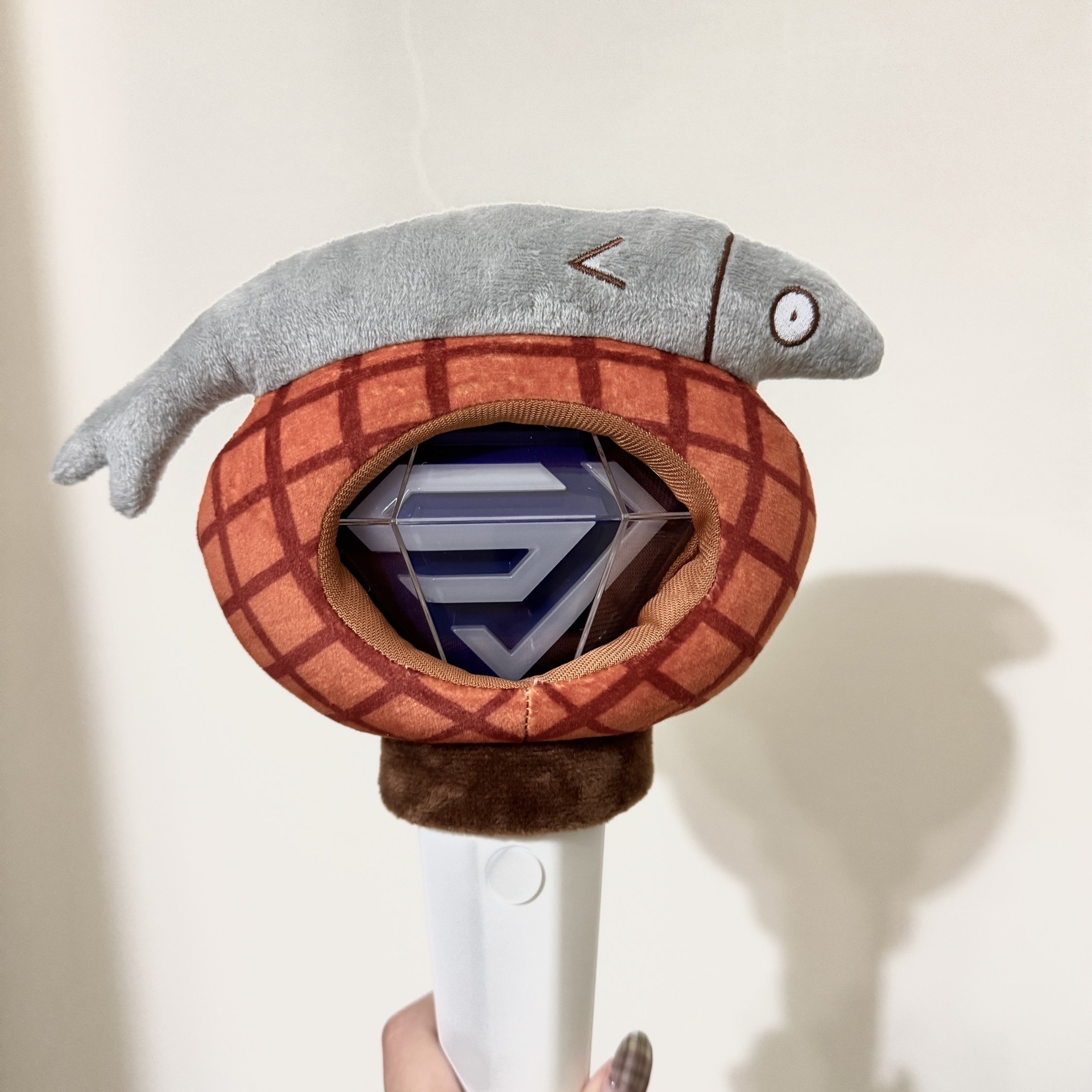 SJ二代鑽石棒💙贈赫宰鯷魚手燈套