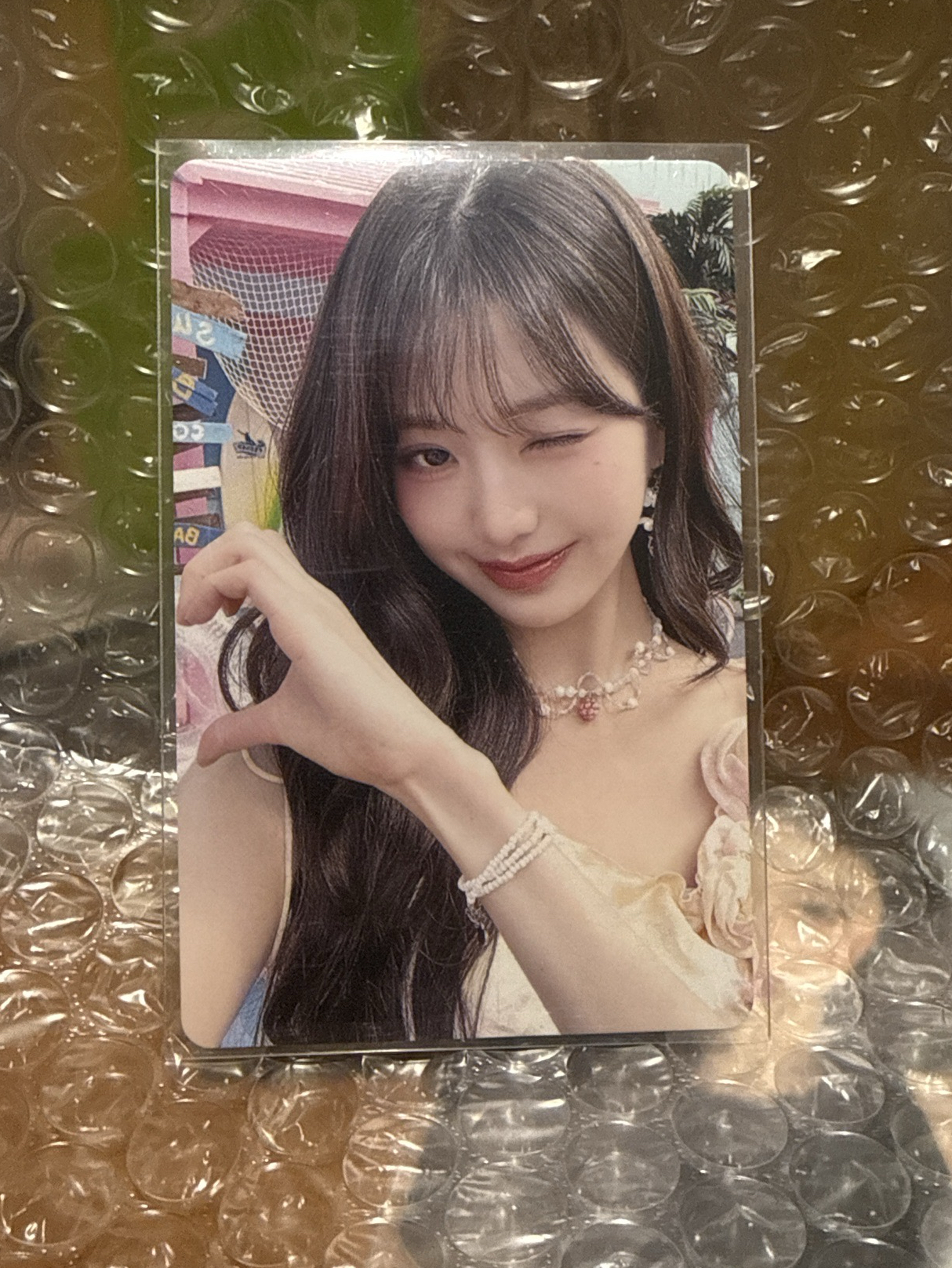 Alive日專小卡 張員瑛