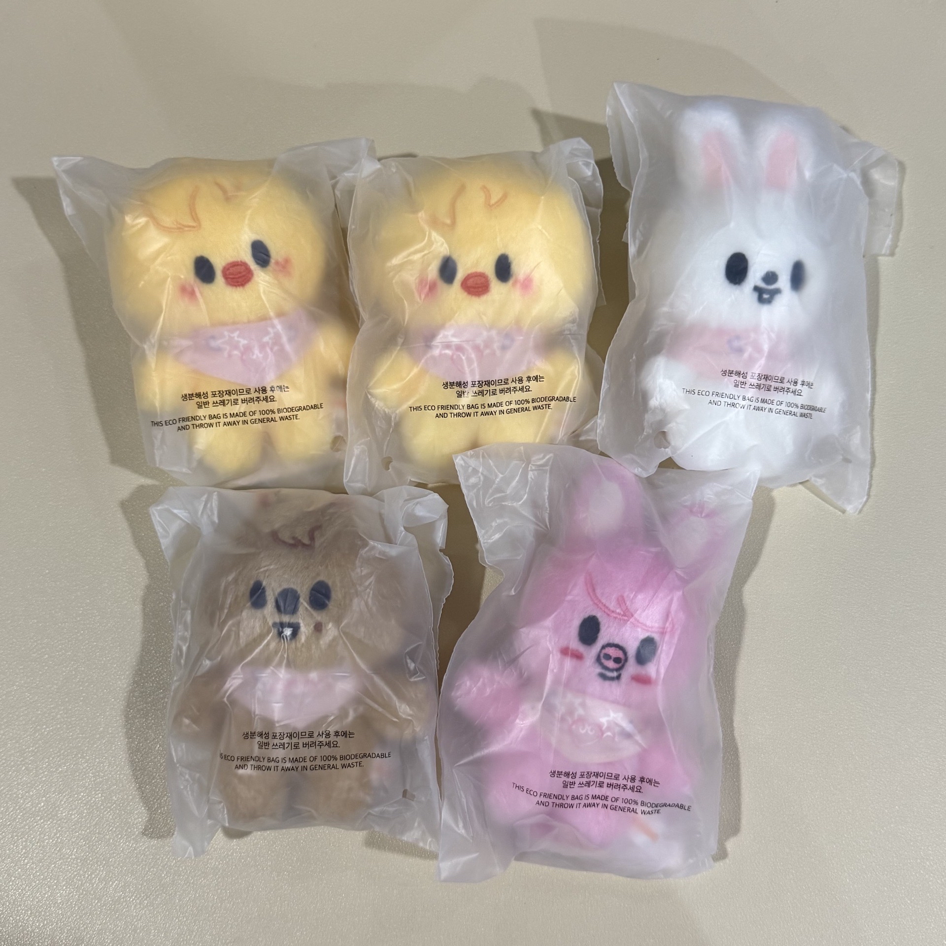 SKZ 5th FM 娃娃玩偶 口水巾娃