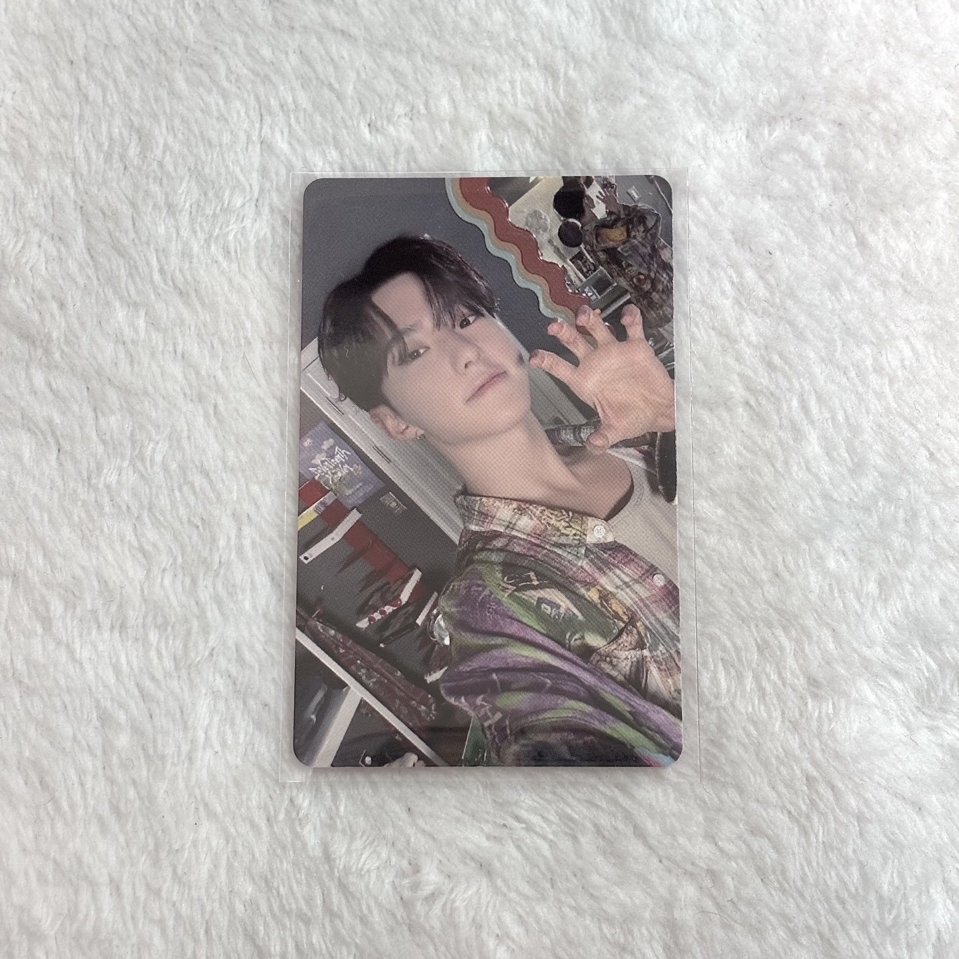 mini11 heaven hoshi 權順榮 yt特典小卡 鏡頭前有小虎比爪 鏡子裡有小虎背影🐯🖤