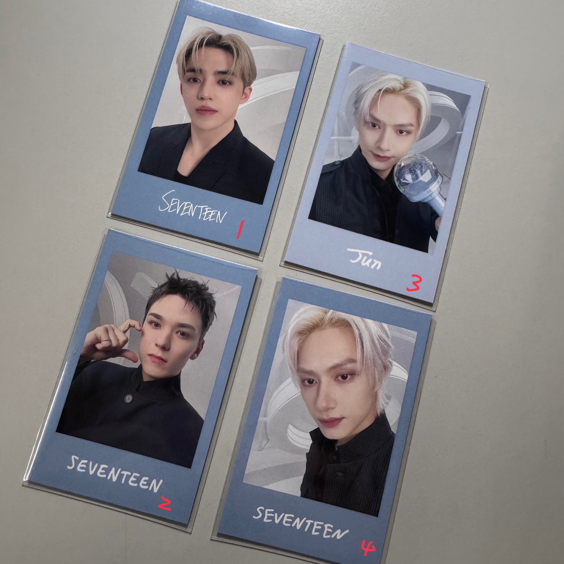 SVT NEW_ 日巡隨機卡 拍立得