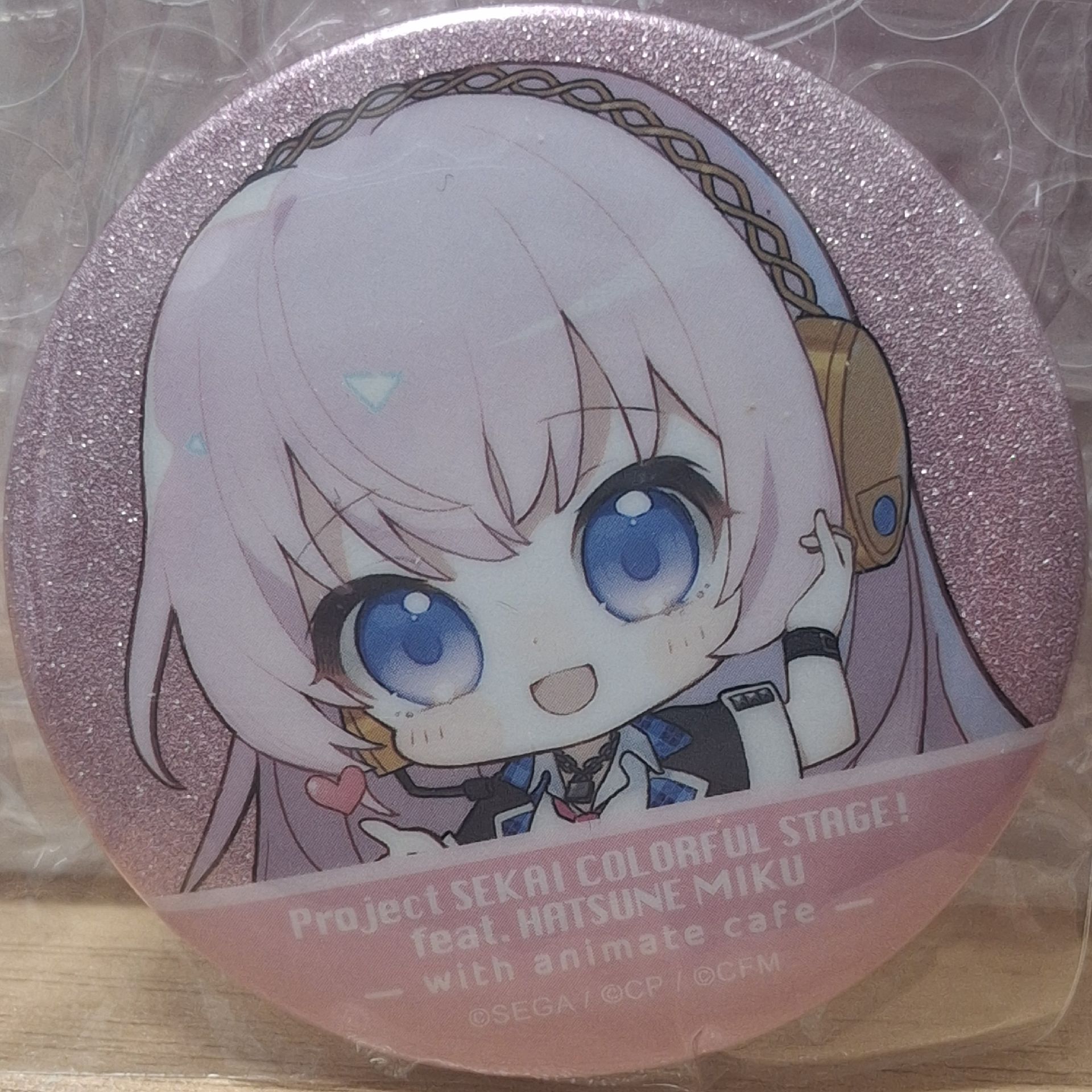 流歌安利美特咖啡徽章