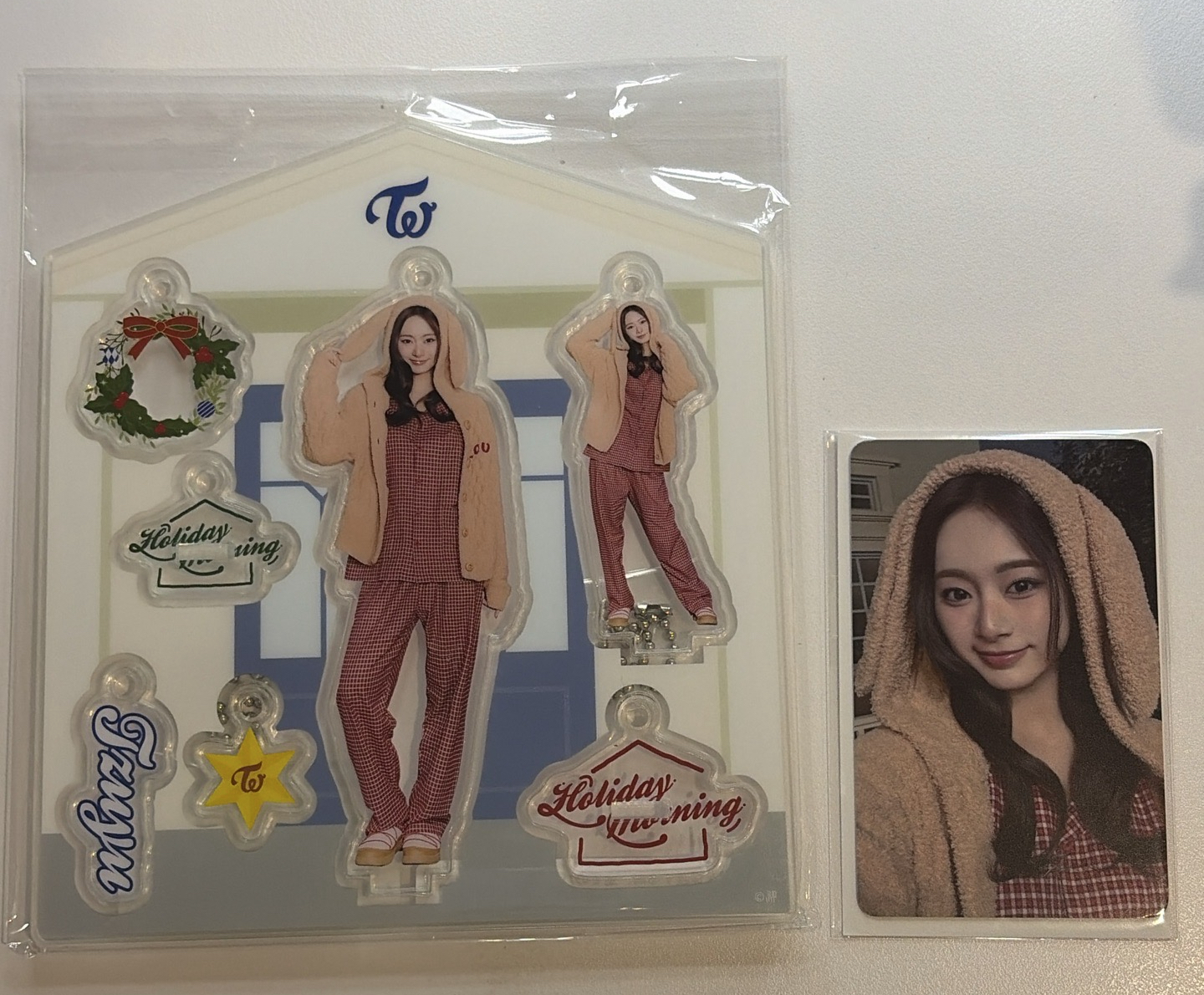 TWICE 子瑜盤 冬日快閃 冬日娃 + 壓克力 立牌 吊飾 + 滿額卡