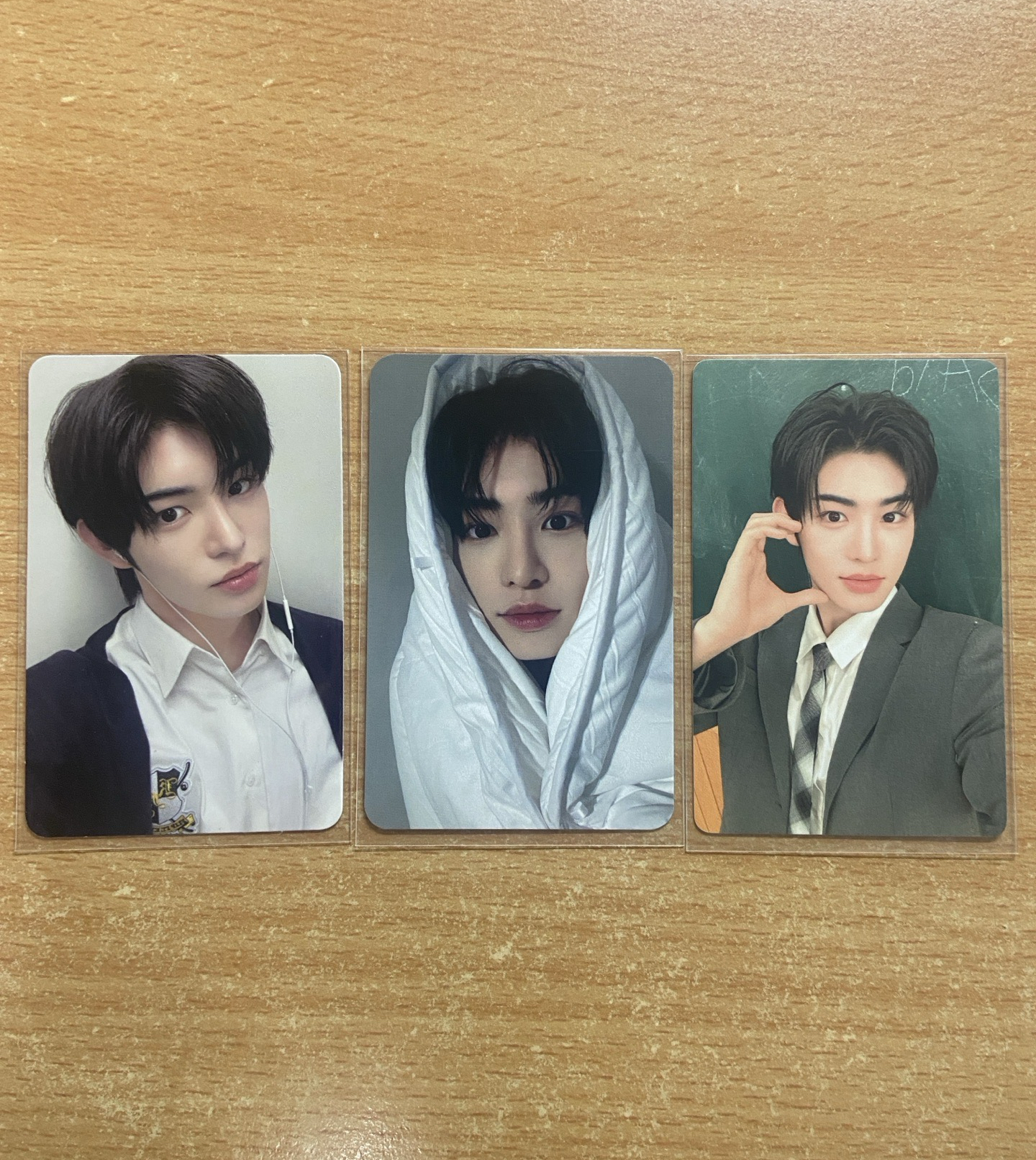 旻帝迷一簽售卡/迷二中背/迷二打歌