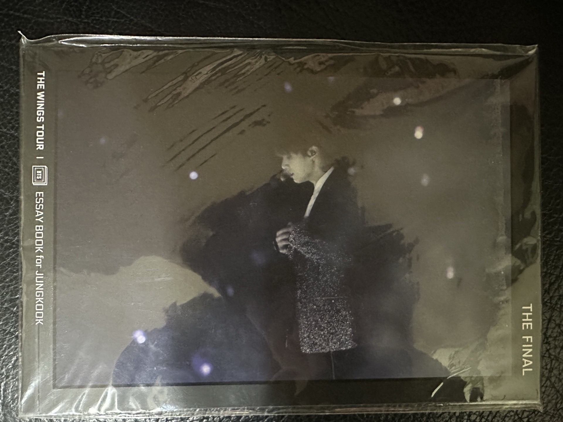 [JK] Wings Tour 寫真集 Final Essay Book