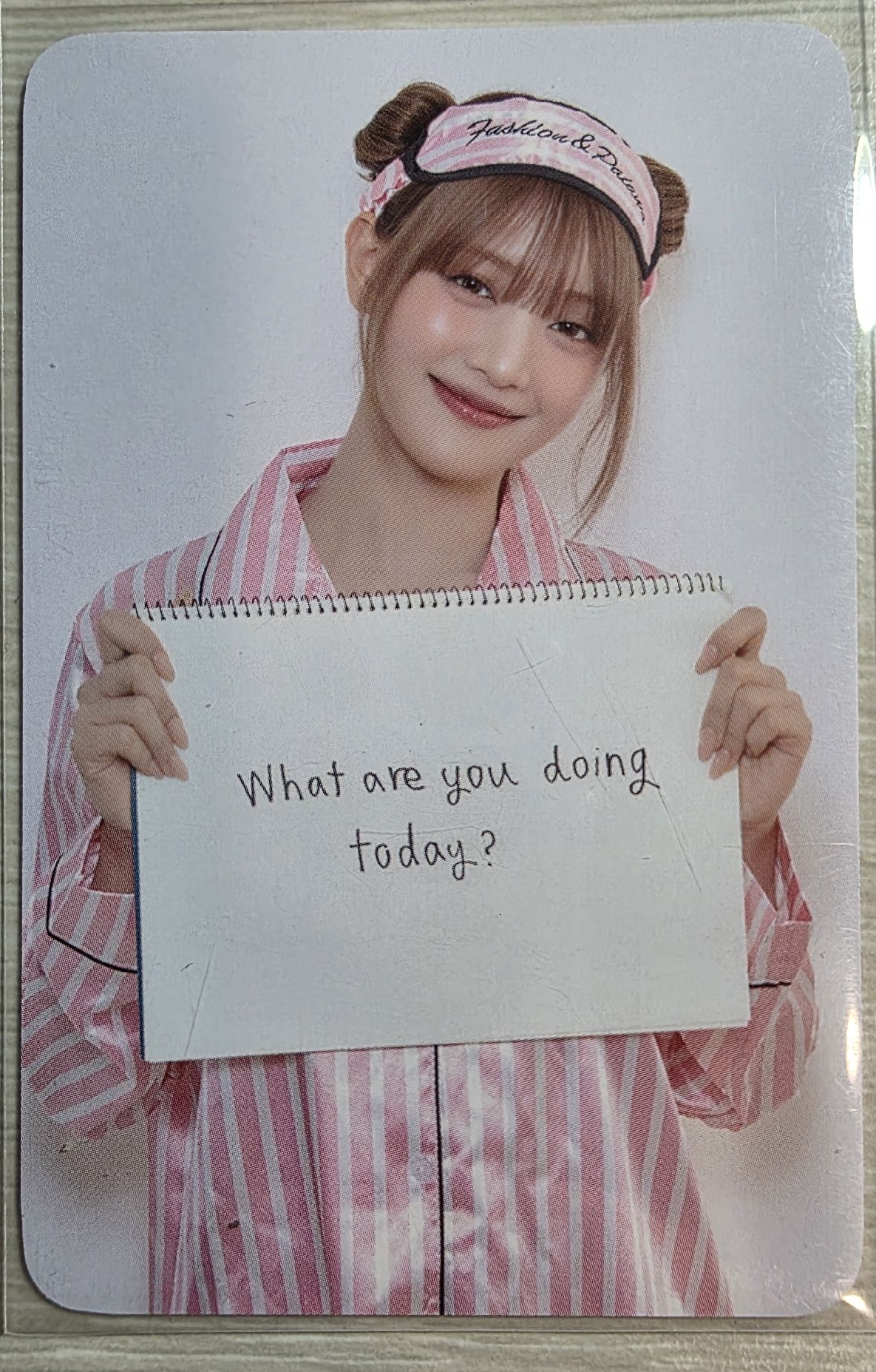 i-dle minnie代言卡 睡衣造型