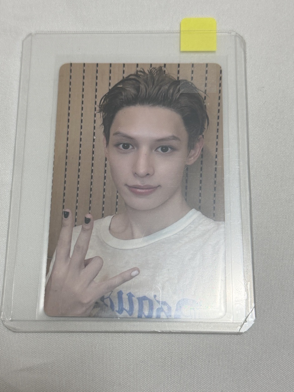 一直娛 yzy 2.0 雨凡 + 隨機未拆專（需多帶主頁任一商品