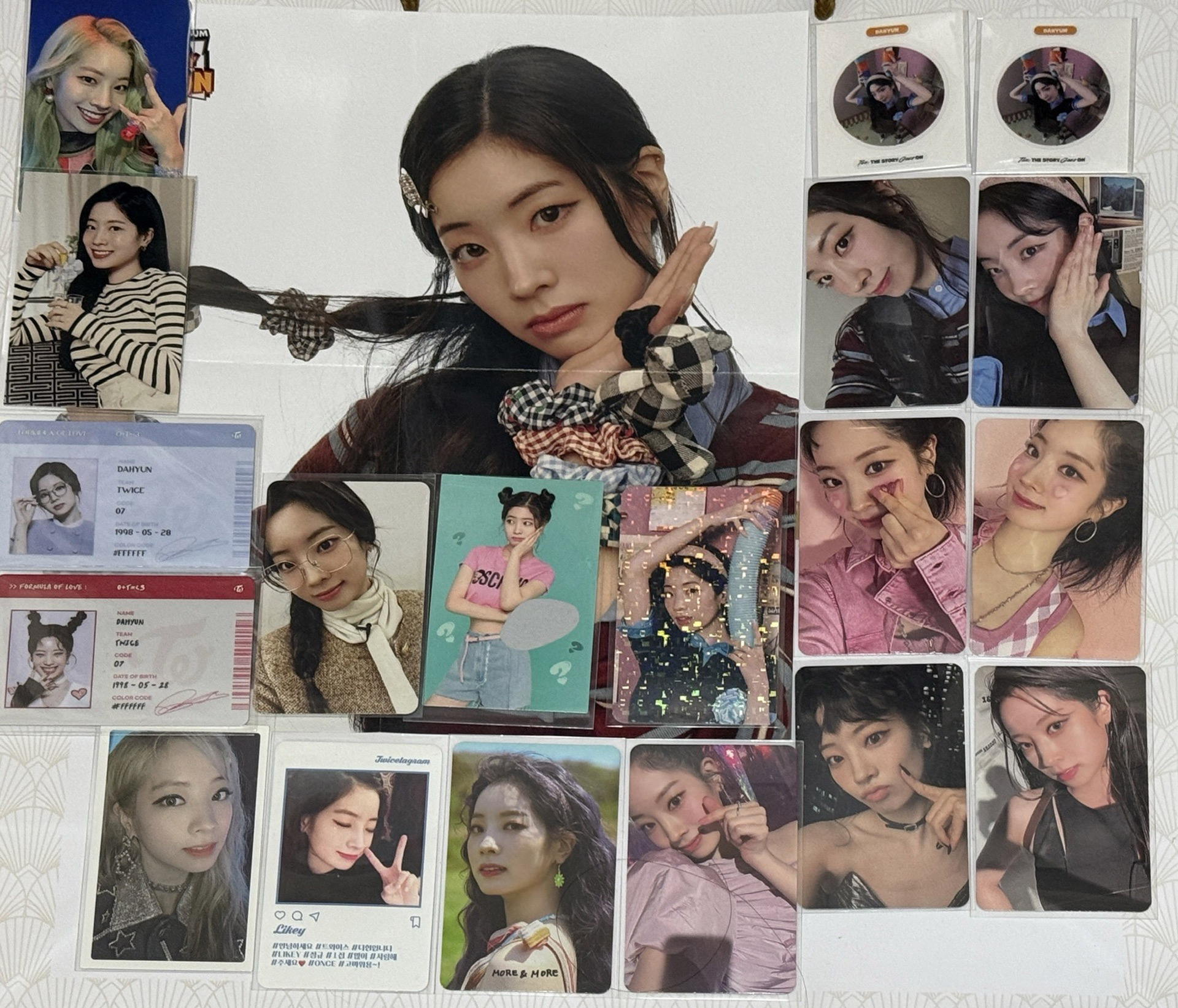 多賢小盤 眼鏡豆盤 17張卡 2張貼紙 1張海報（贈圖二五大相片）