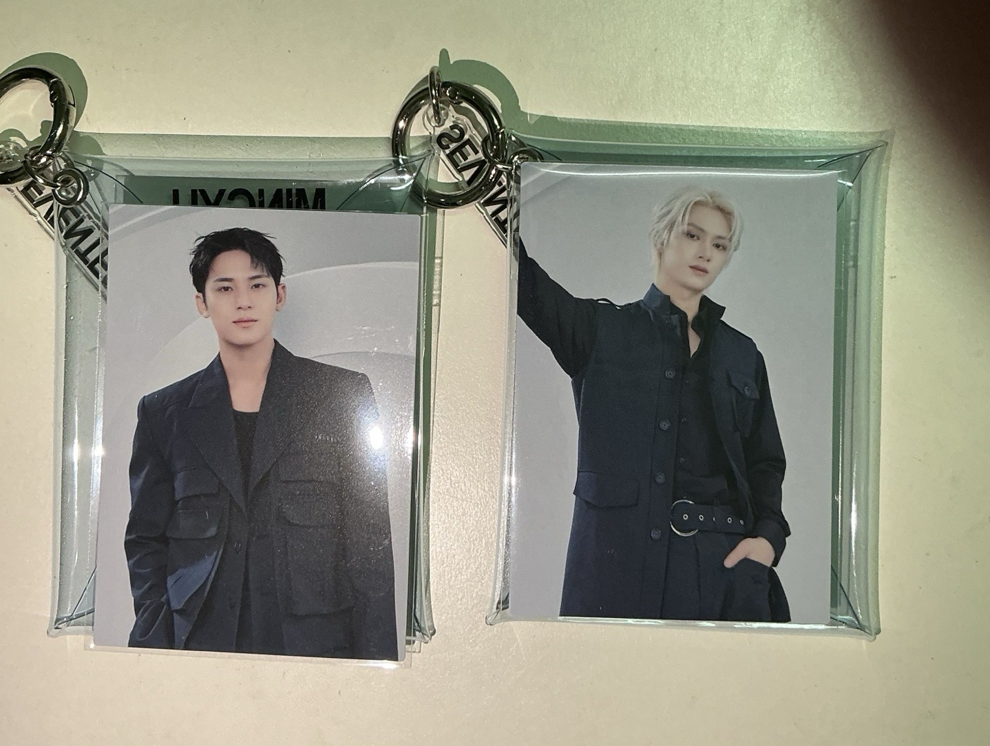 seventeen new 日巡 PVC卡包 奎 多帶 俊