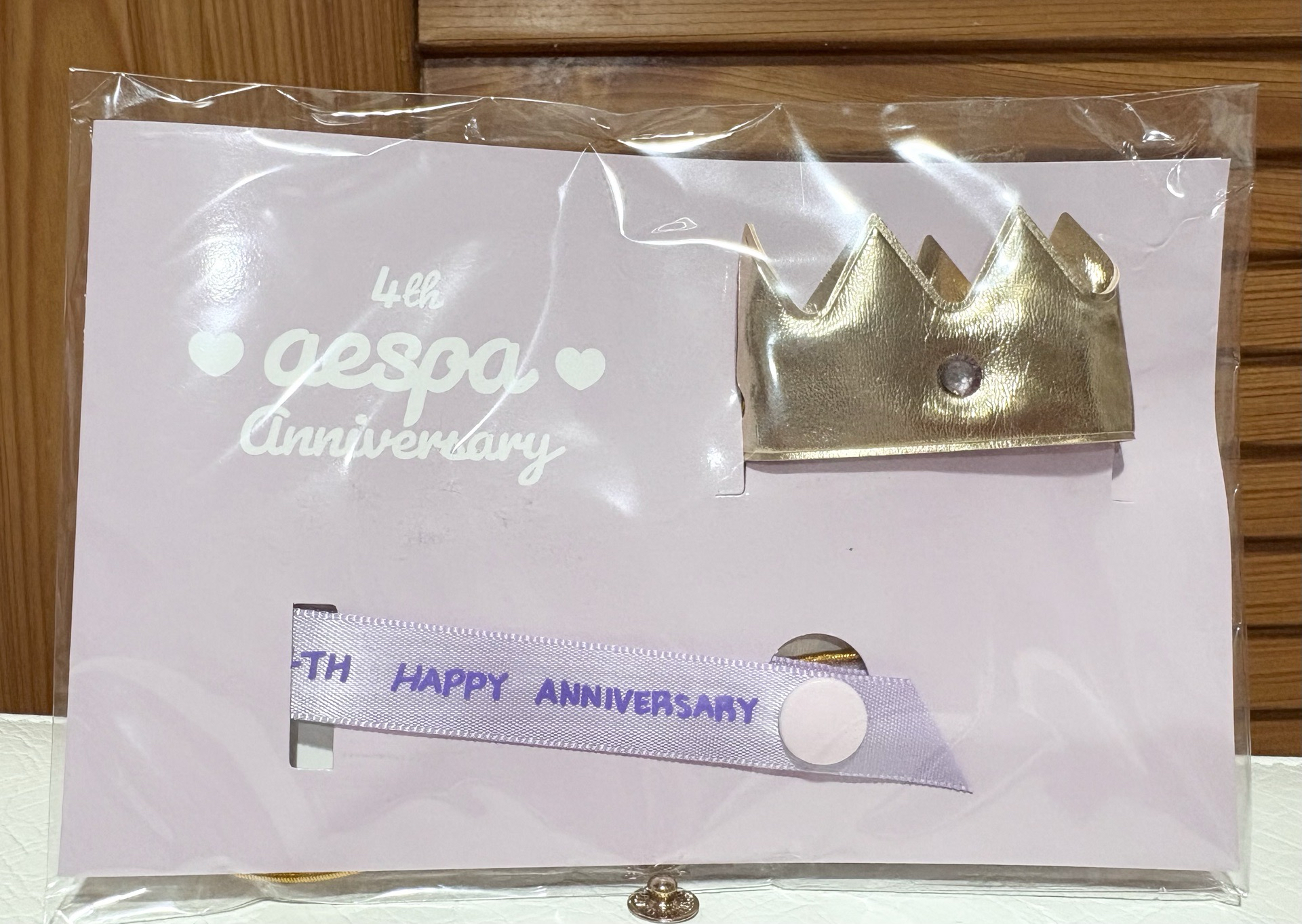 四週年 娃裝飾皇冠