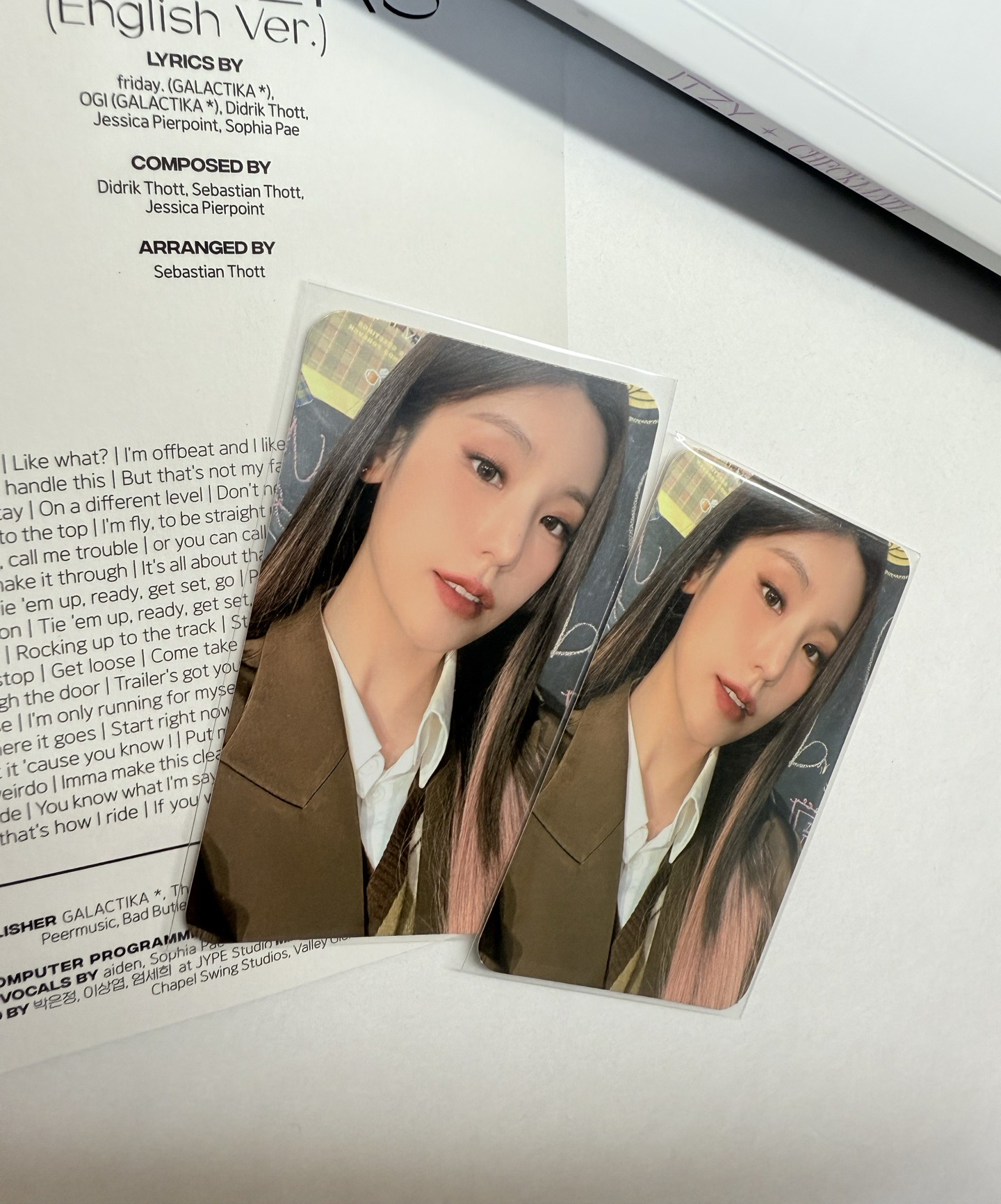 2023年曆 jyp 特典卡 志