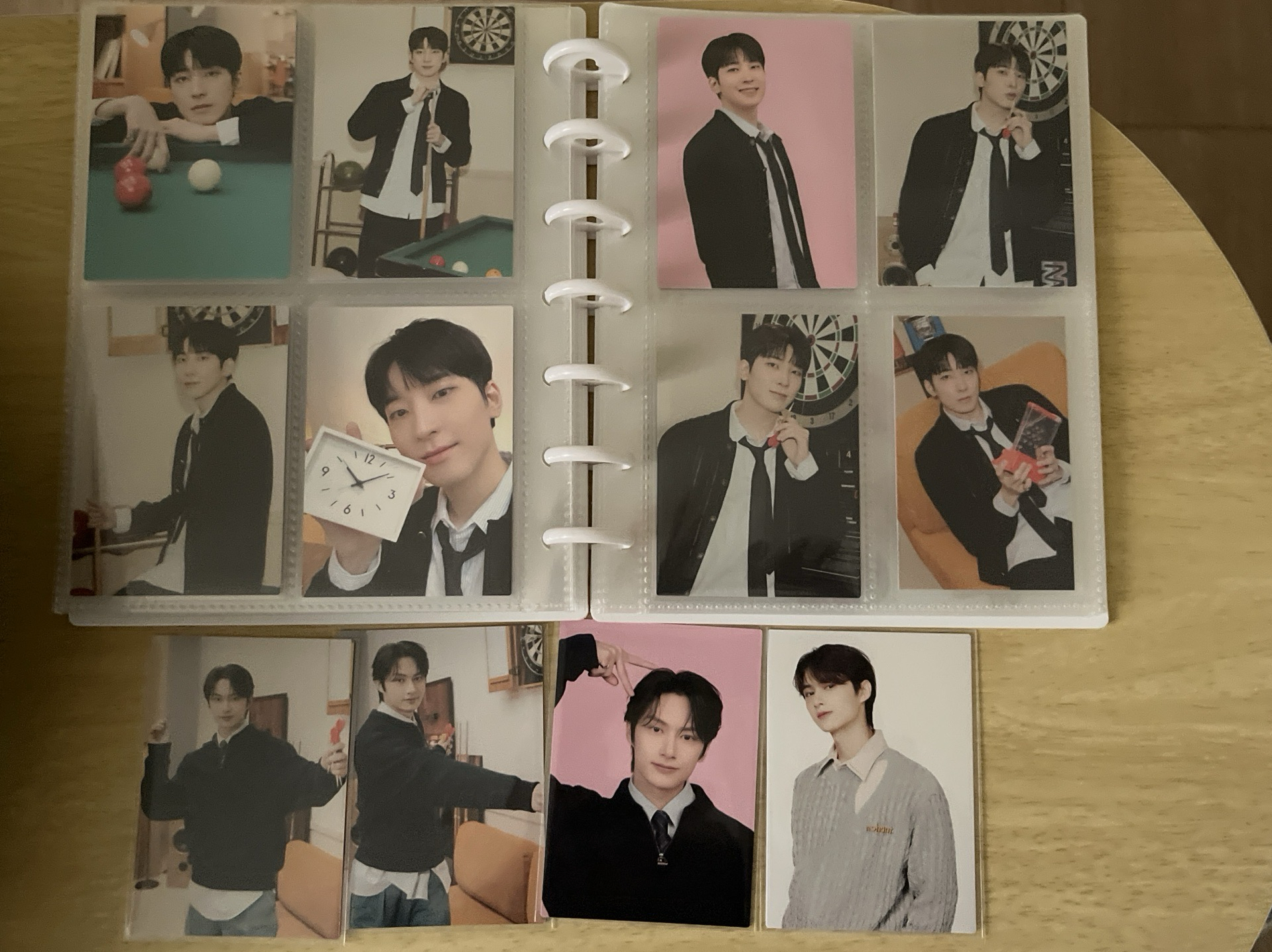 Holiday 圓隨機卡一套(含綁）