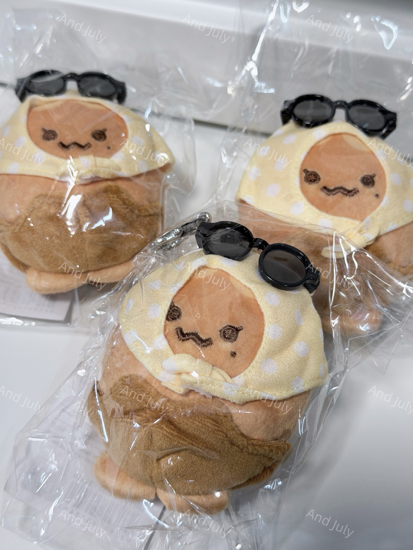 TAEYEON TAENG-GEU-RU-RU BAKED EGG DOLL