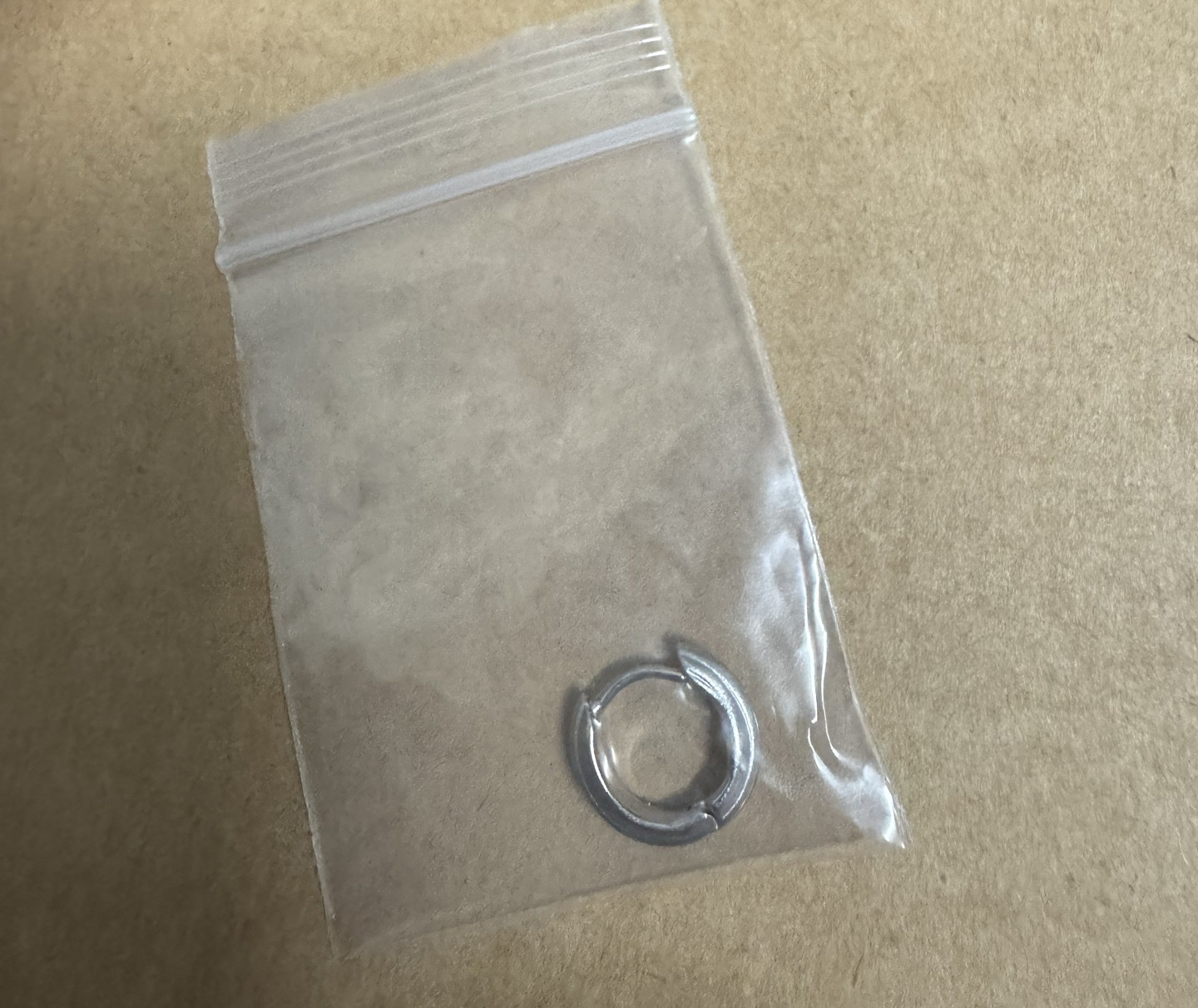 八週年耳環 單耳