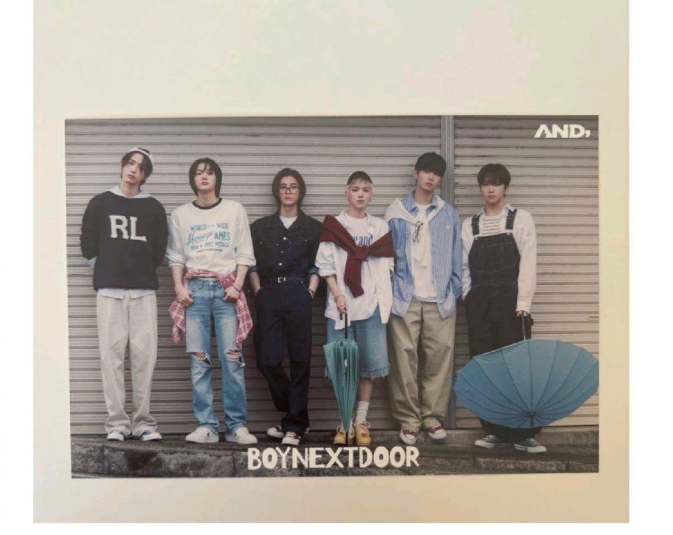 AND, 團體明信片