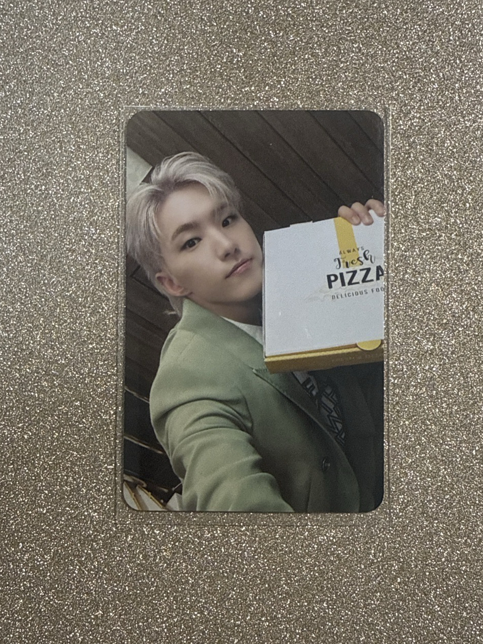 你點的披薩小哥到了