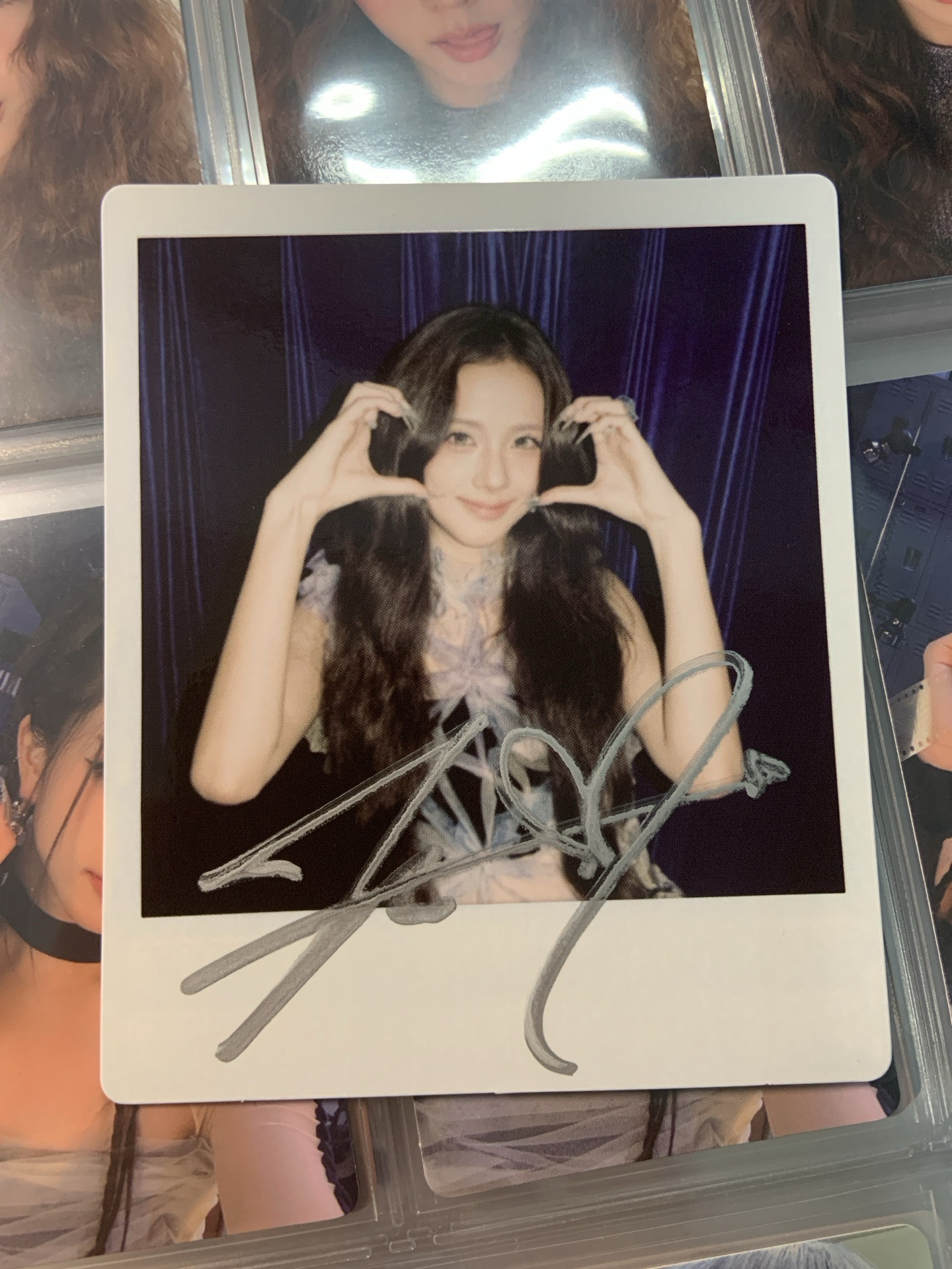 AMORTAGE 臺北快閃B款親簽拍立得