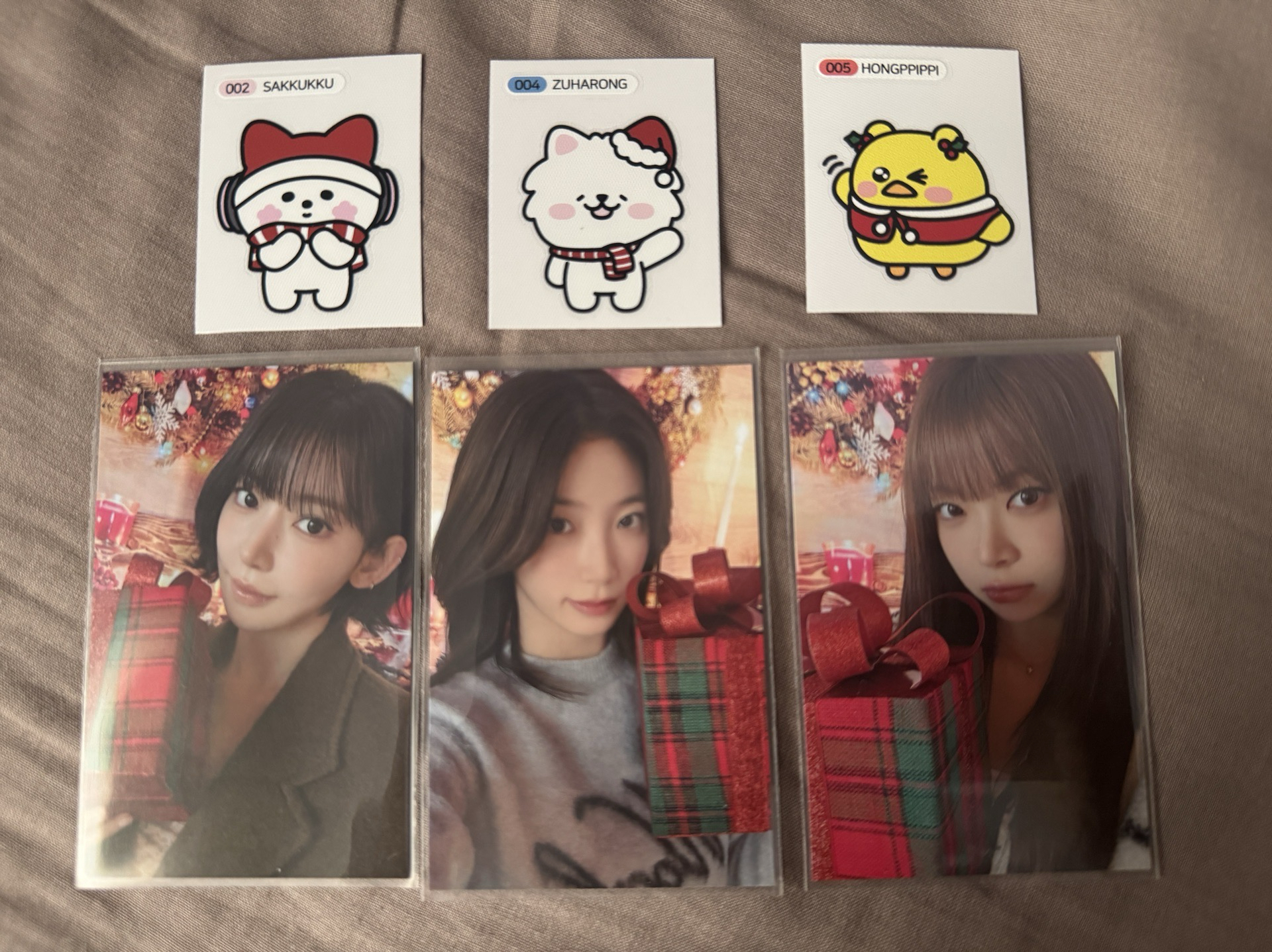 LE SSERAFIM 聖誕卡 含貼紙