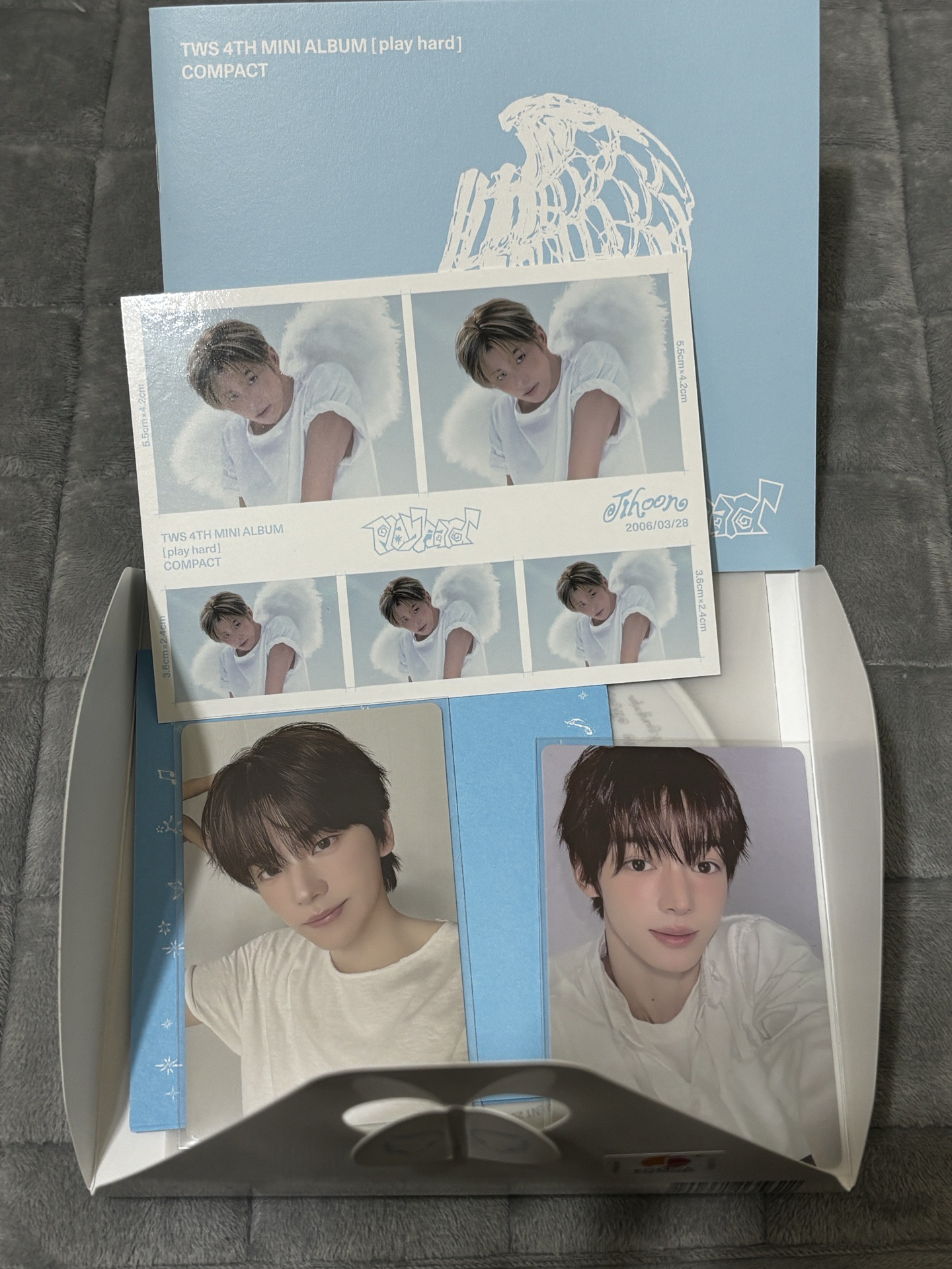 申惟+韓振小卡+志薰明信片+團封