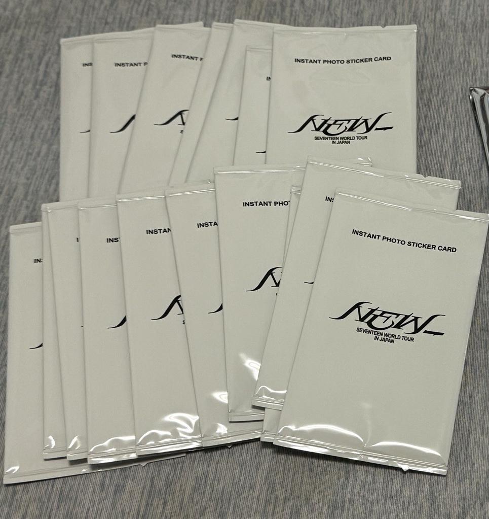  現貨 NEW_ 隨機拍立得 未拆