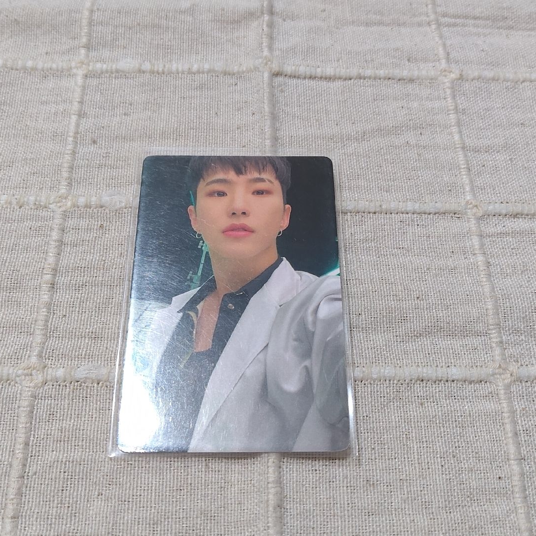 權順榮HOSHI 迷9特典卡