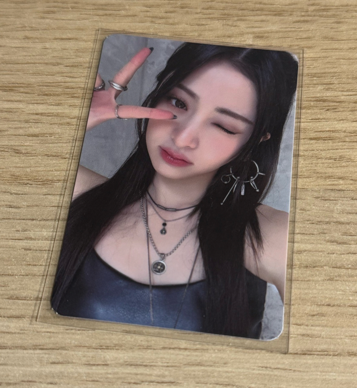 UNFORGIVEN YT 直播卡 B ver. YUNJIN