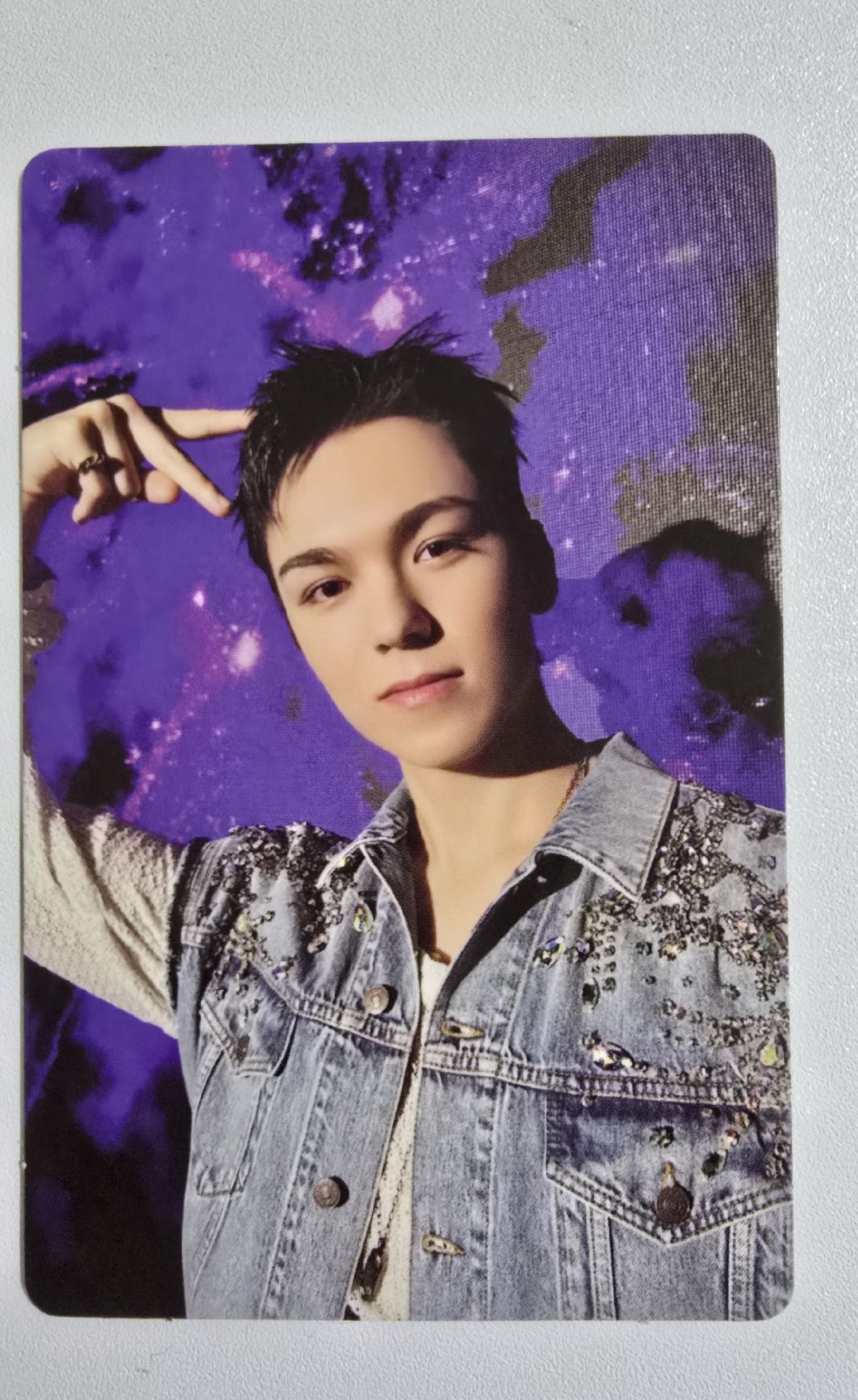 率 迷十一頭癢裝喵抓一下 Vernon