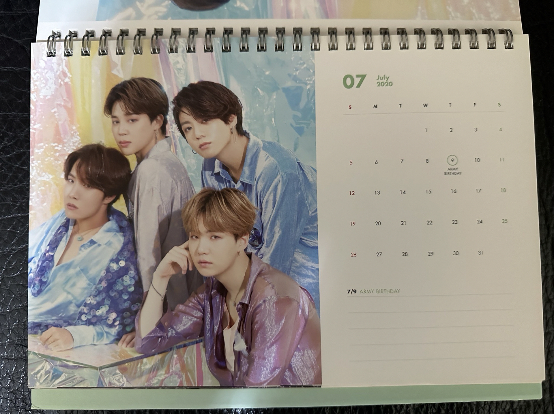 桌曆：13個月（240mm x 164mm）