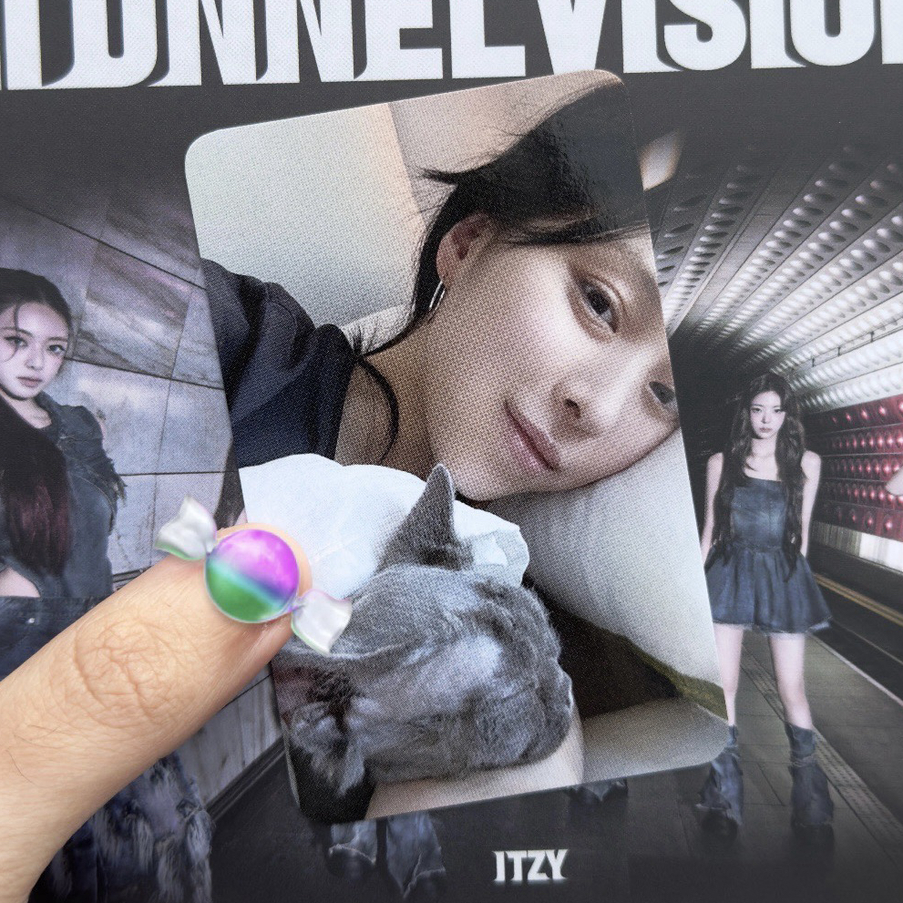 tnvs第一週留真打歌卡