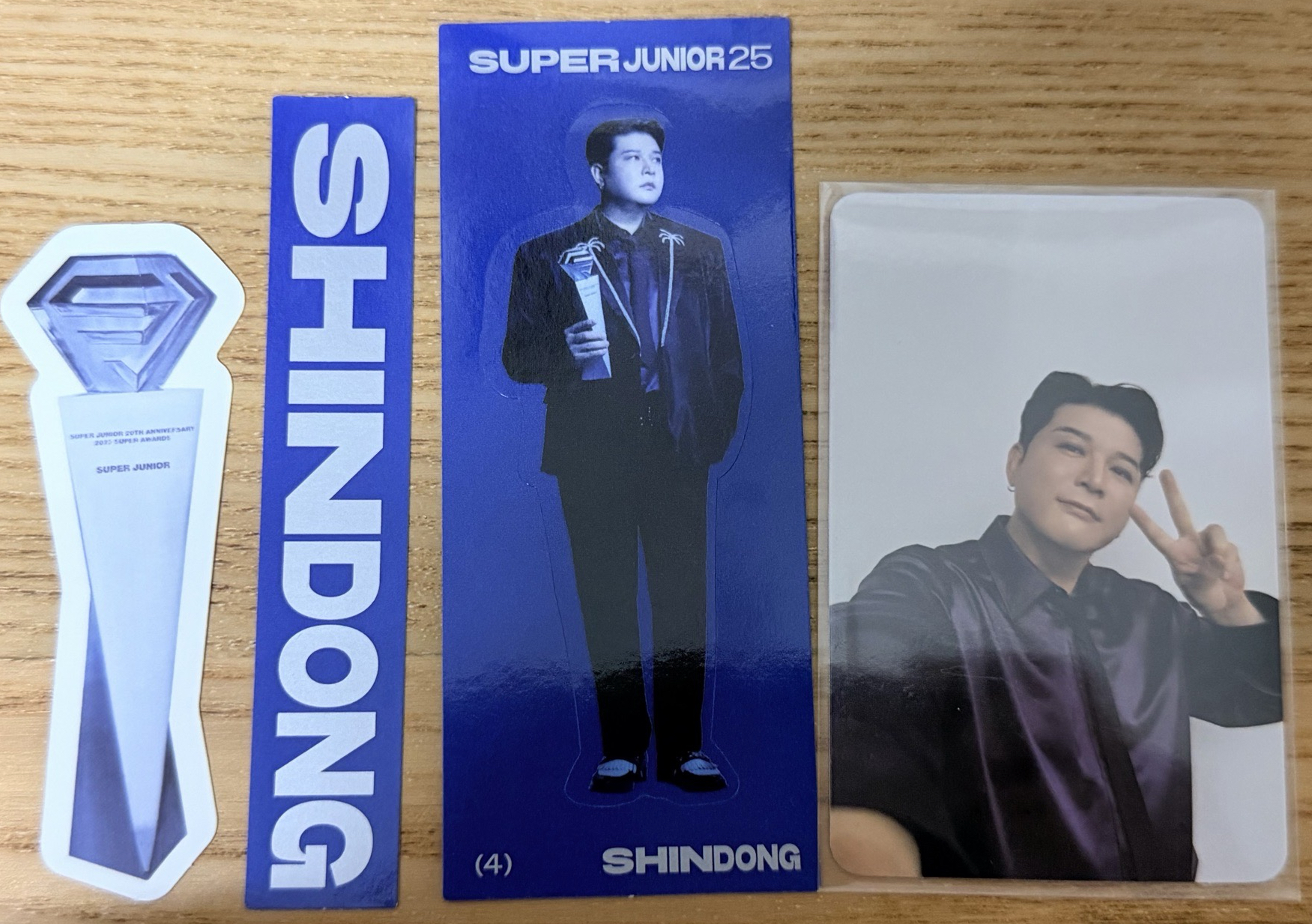 12輯 25ver 神童小卡 + 貼紙