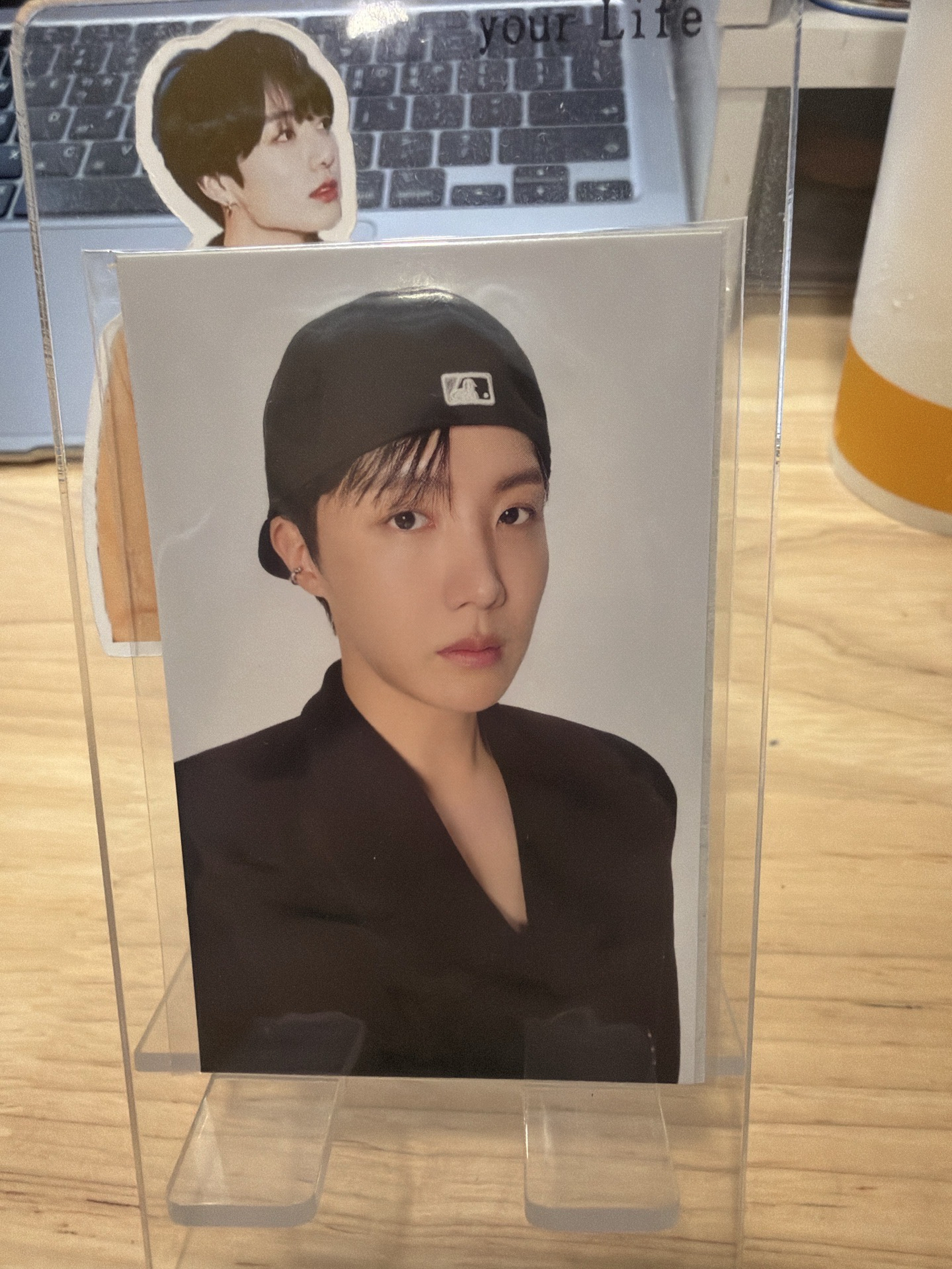 J-HOPE 號錫外套小卡