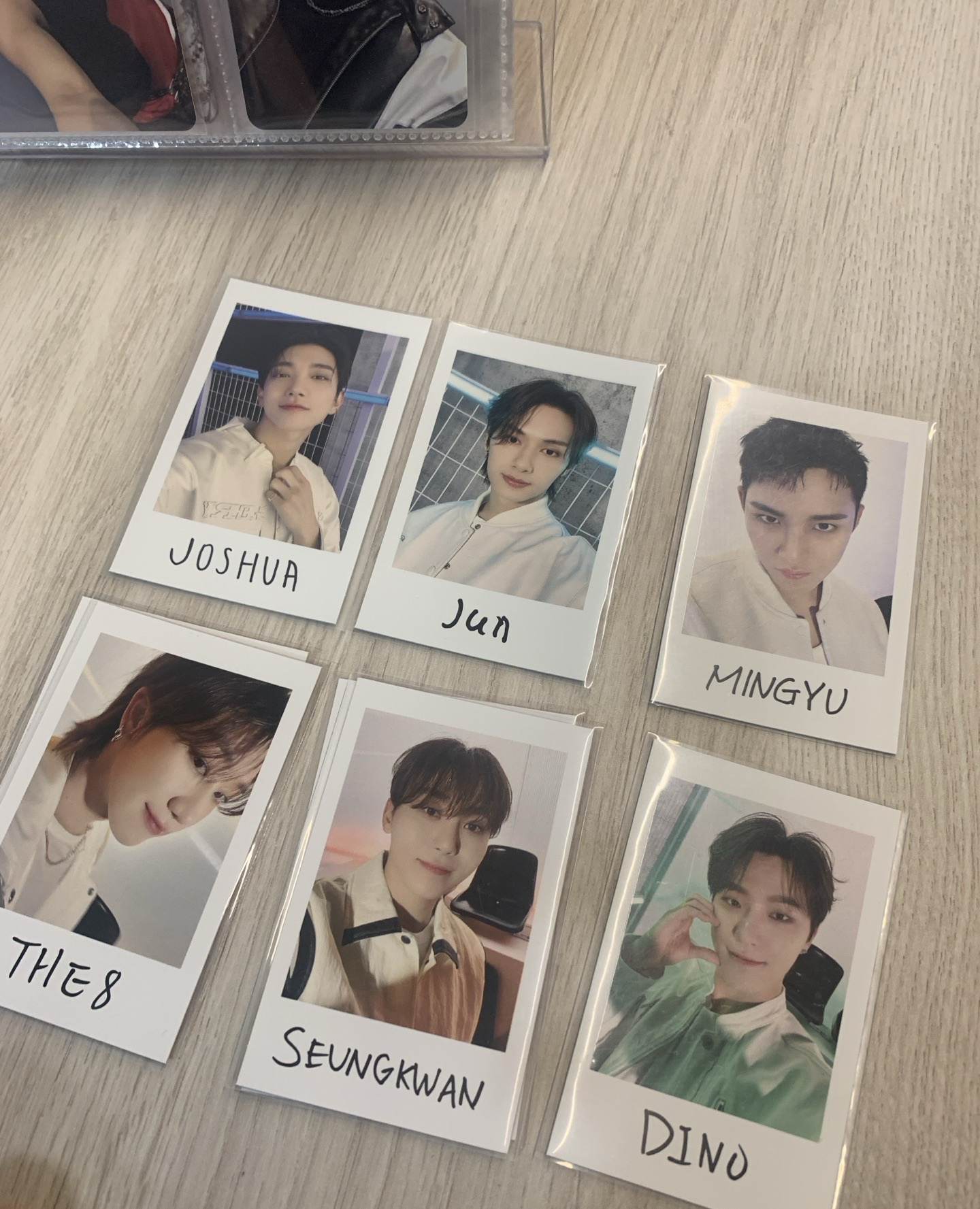 FOLLOW AGAIN 周邊卡 日巡拍立得