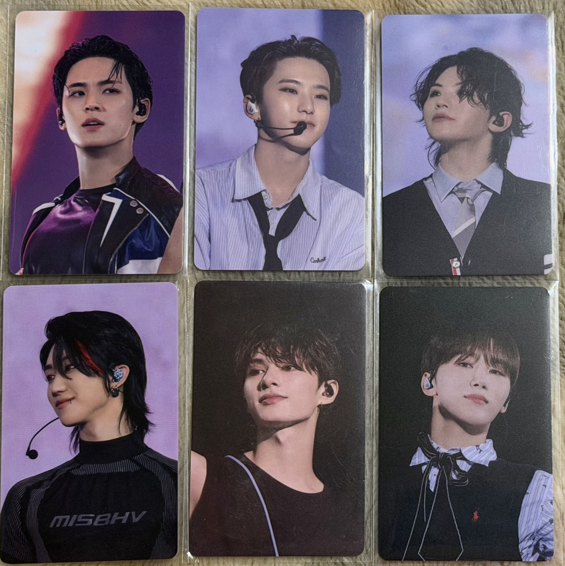 Follow 展覽入場特典