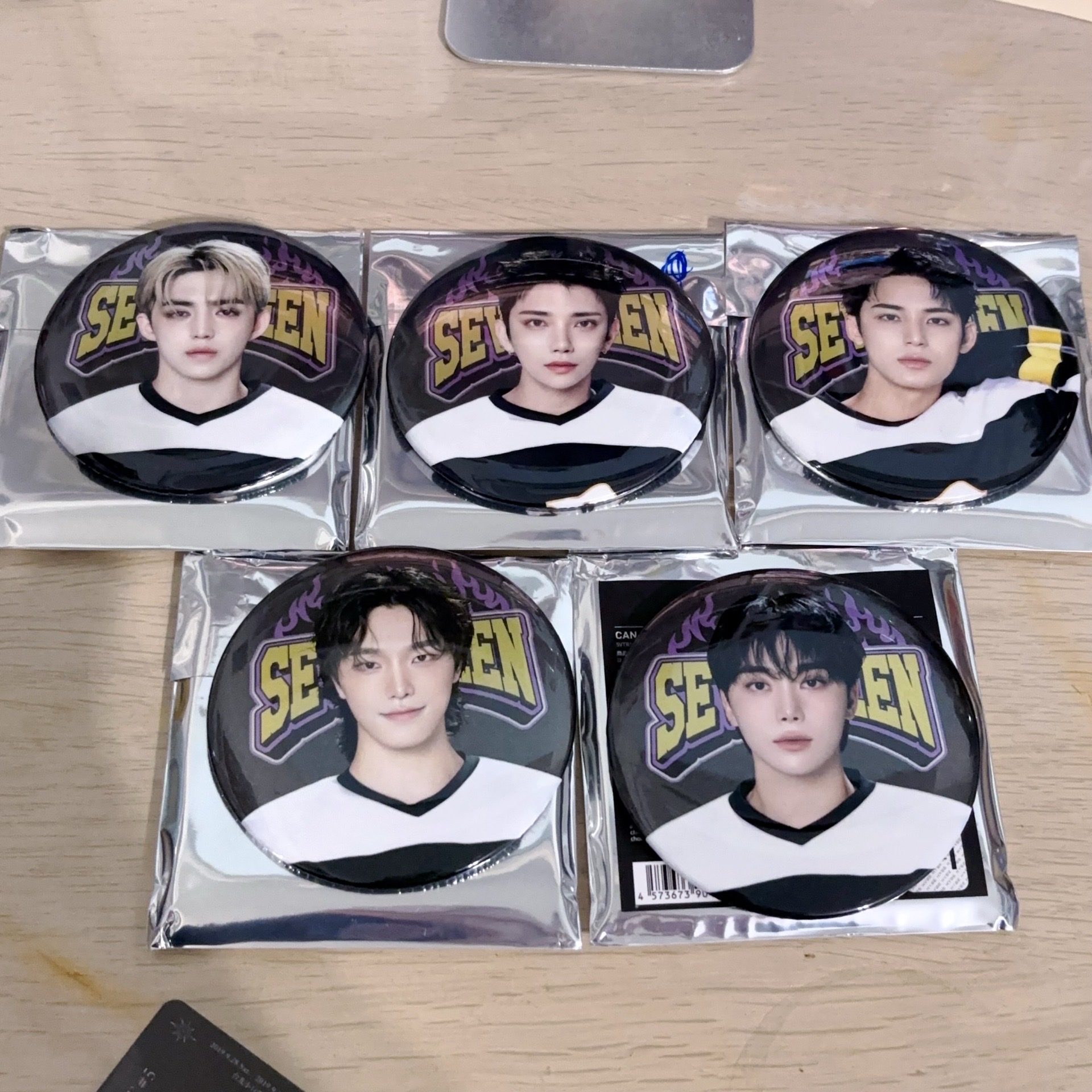 2025 home 徽章 秀寛燦