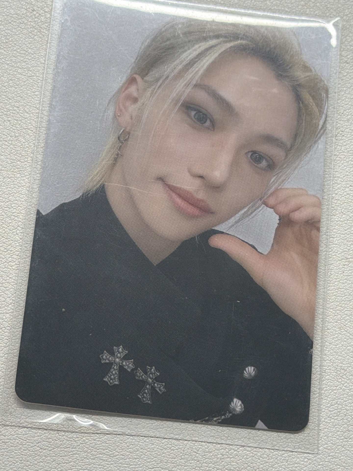 yzy簽售1.0菲 中背：喵 呼吸也要告訴我呀