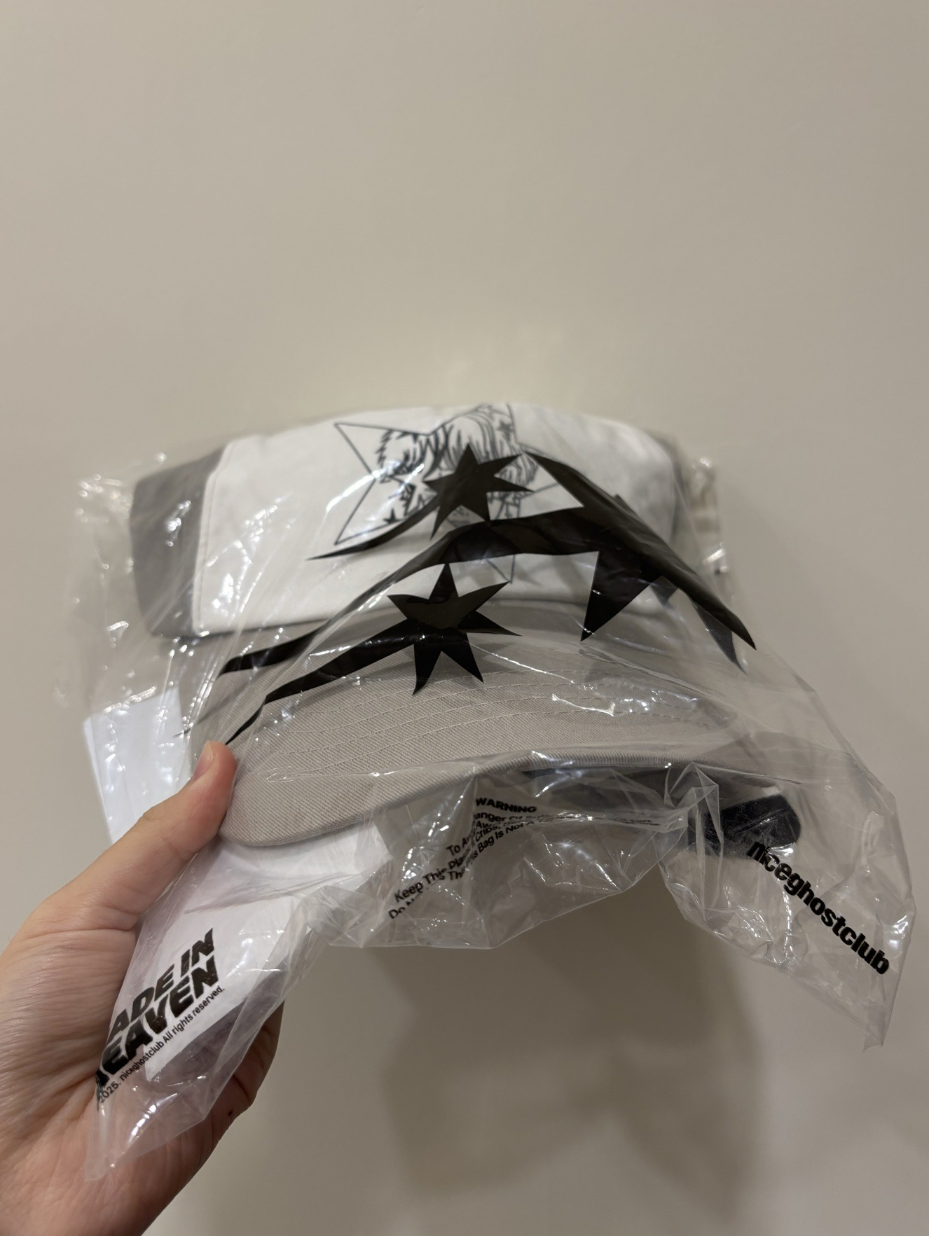 正規四聯名帽子