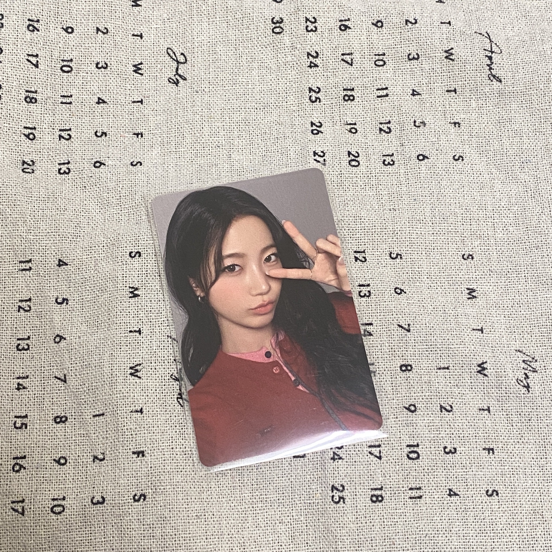 LE SSERAFIM HOT cu預售葉