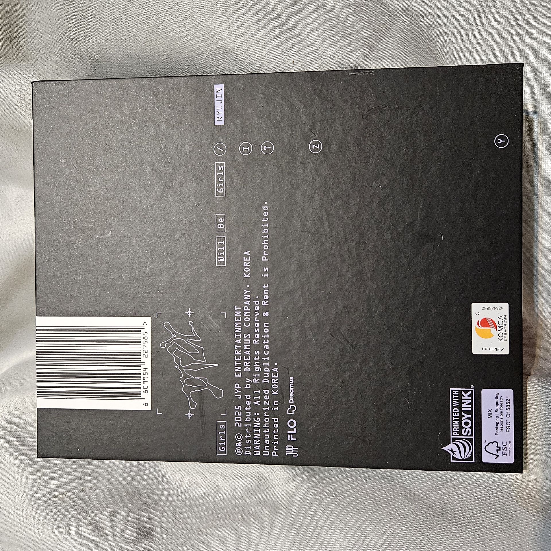 ITZY GWBG Binder ver. 留真 單封