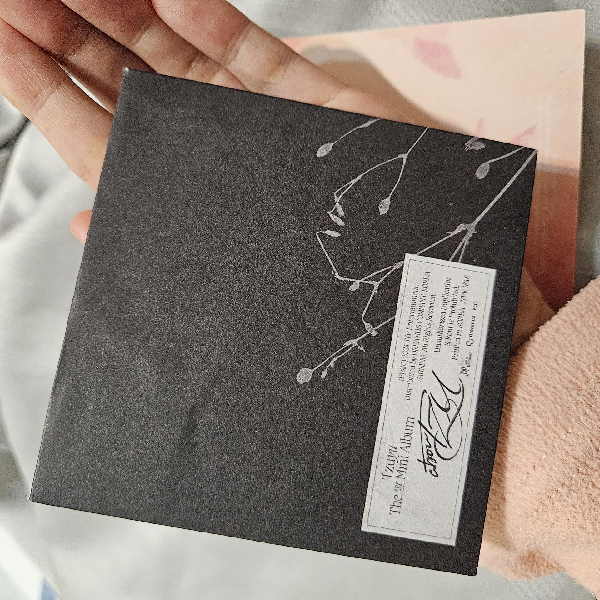 周子瑜 abouTZU SOLO 方卡 