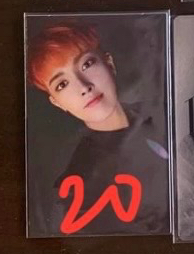 金弘中 Fever pt.3 專輯卡 Z ver. 1