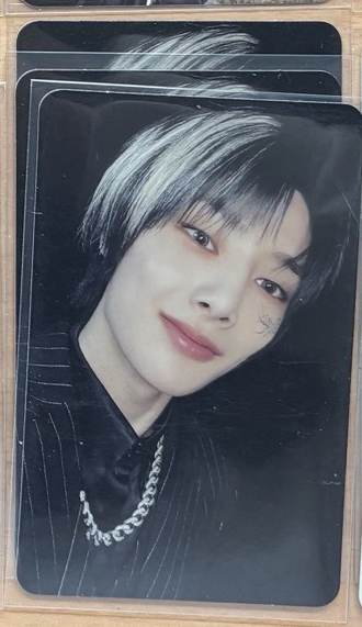 HOP 單封黑西裝自拍寅